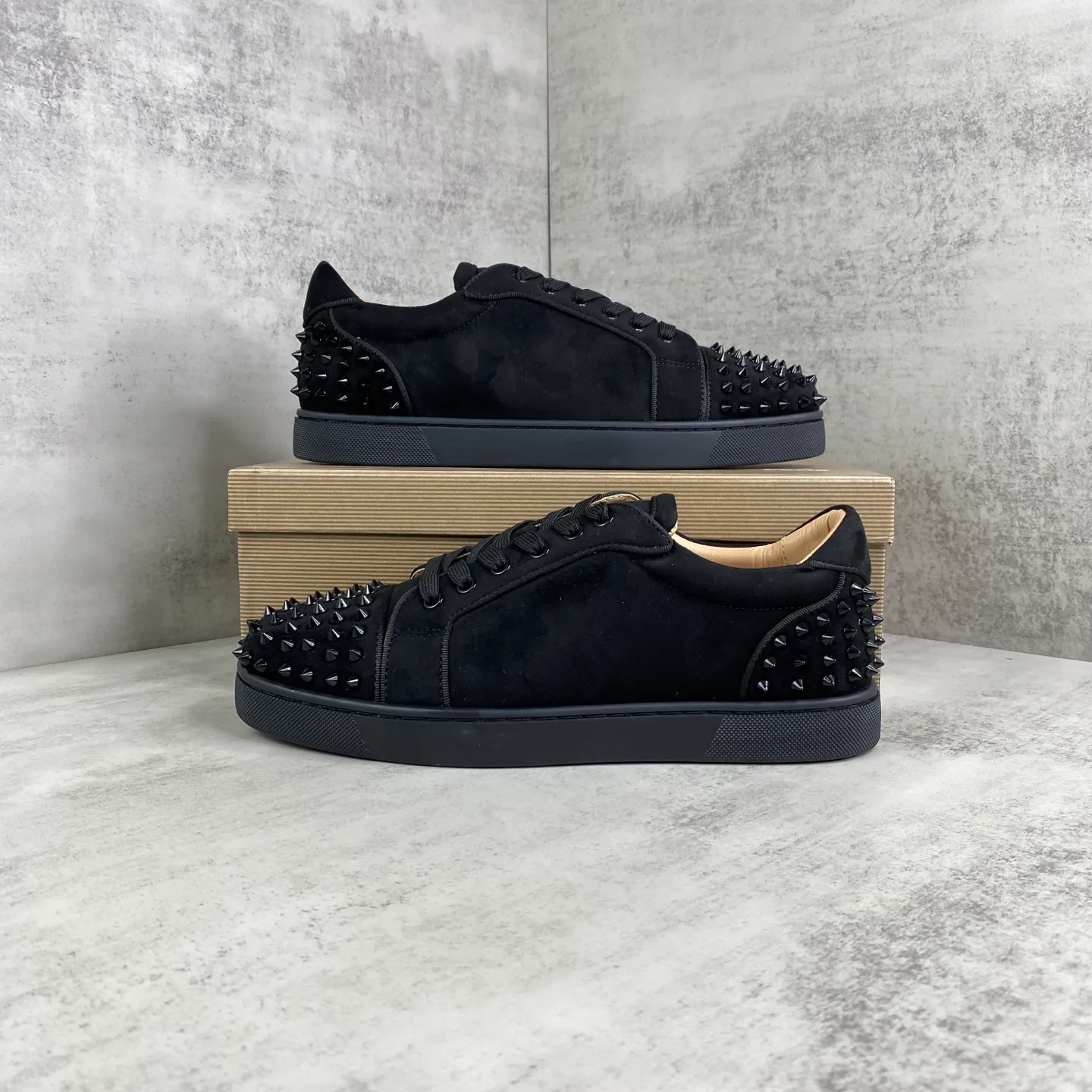Кроссовки Мужские Christian Louboutin 12809804