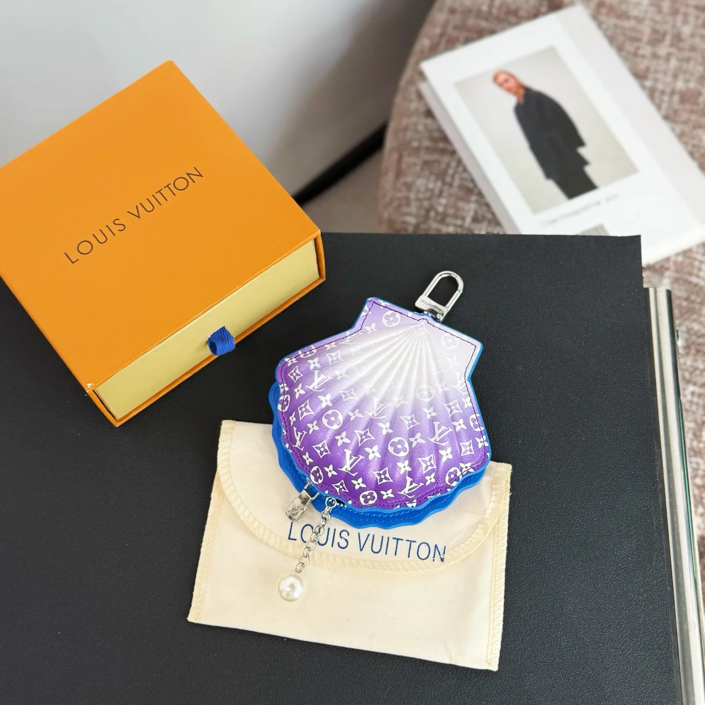 Ключницы Louis Vuitton 376306