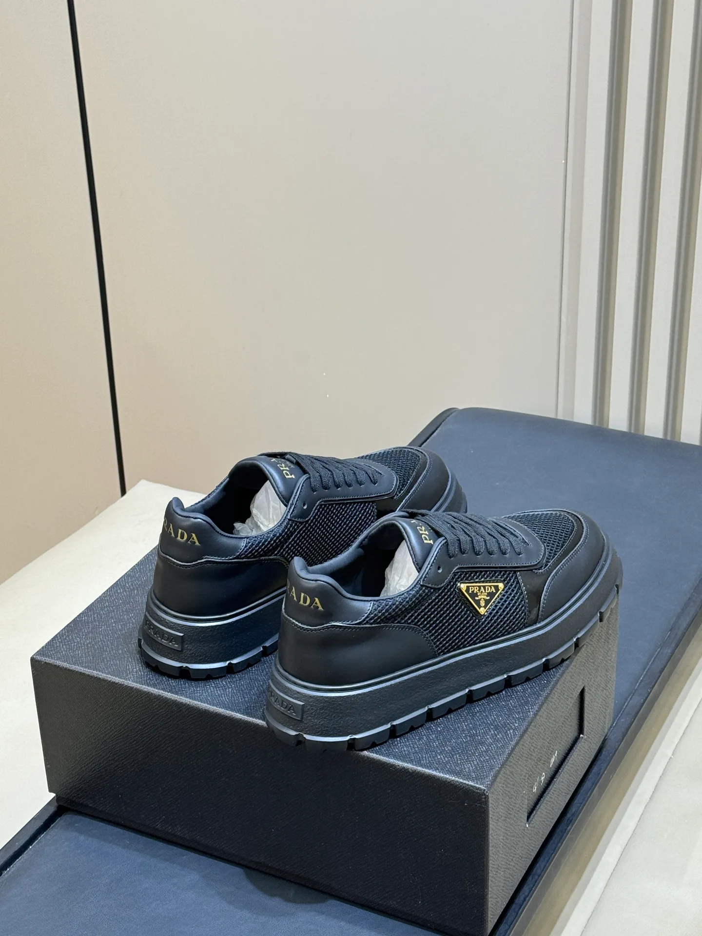 Кроссовки Мужские Prada 17915324
