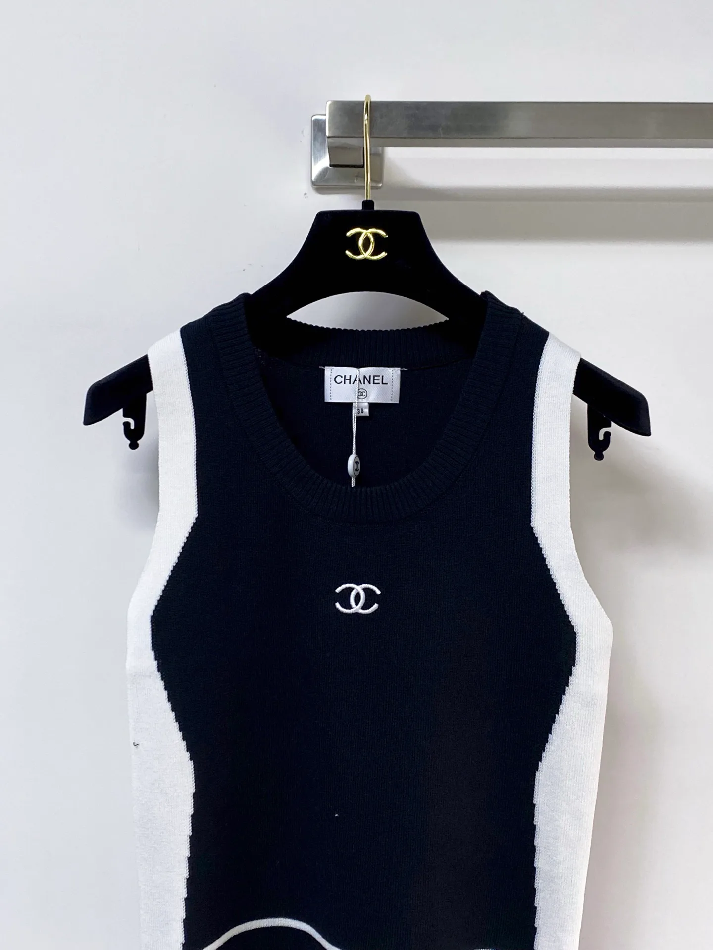 Жилеты Женские Chanel 13162486