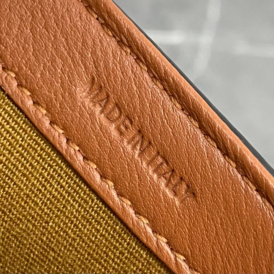Классические Сумки Женские Celine 12604685