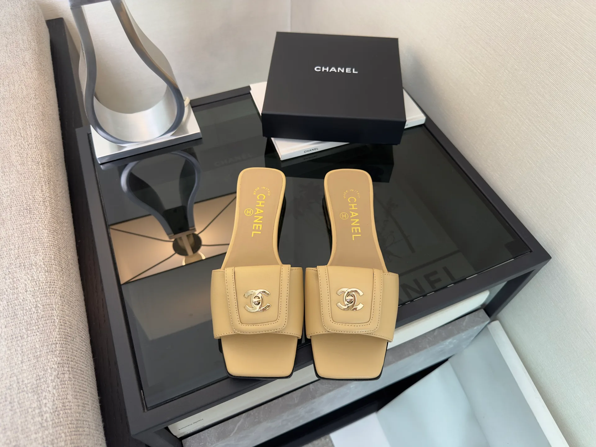 Обложки На Паспорт Chanel 11890834