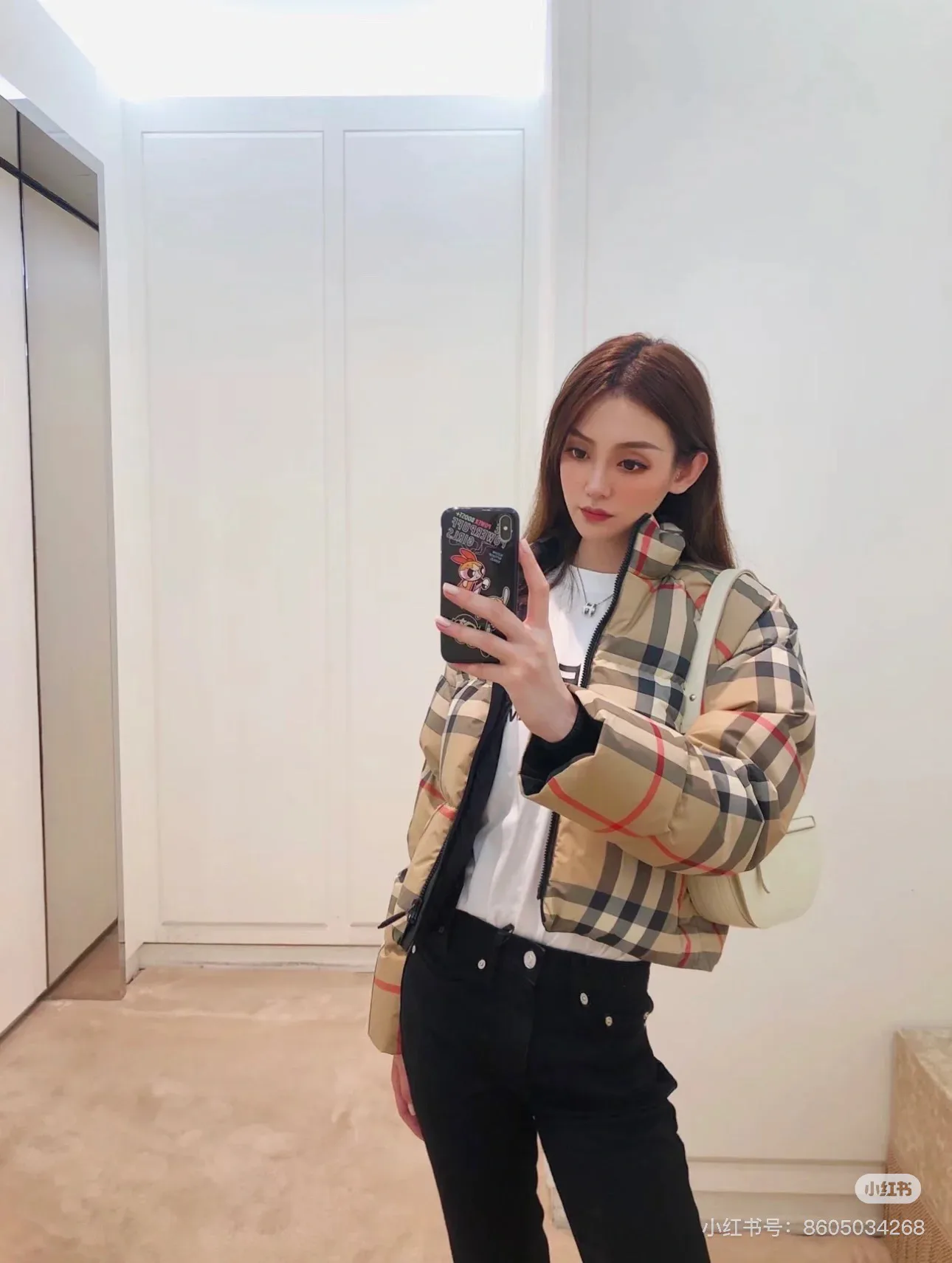 Куртки И Пуховики Женские Burberry 1150