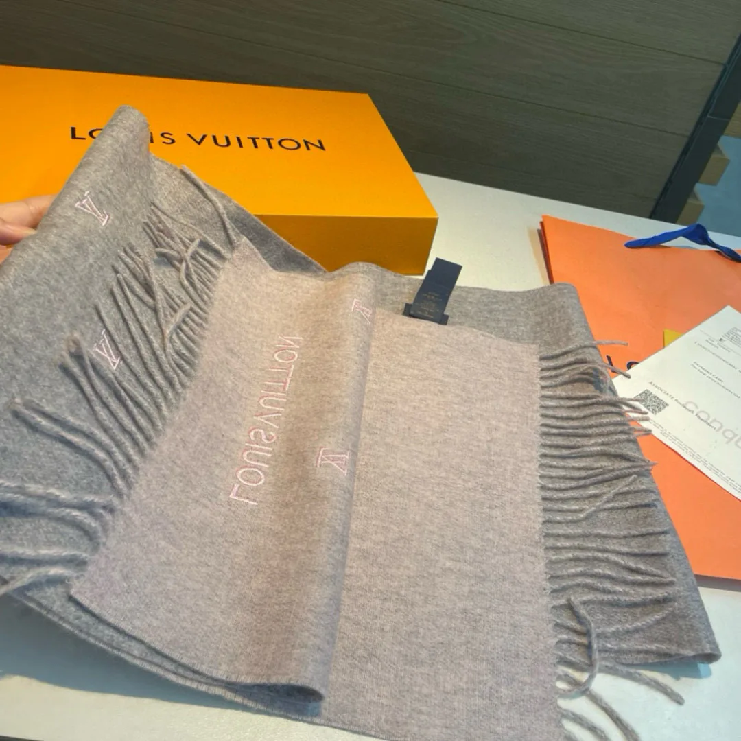 Шарфы Louis Vuitton 497625