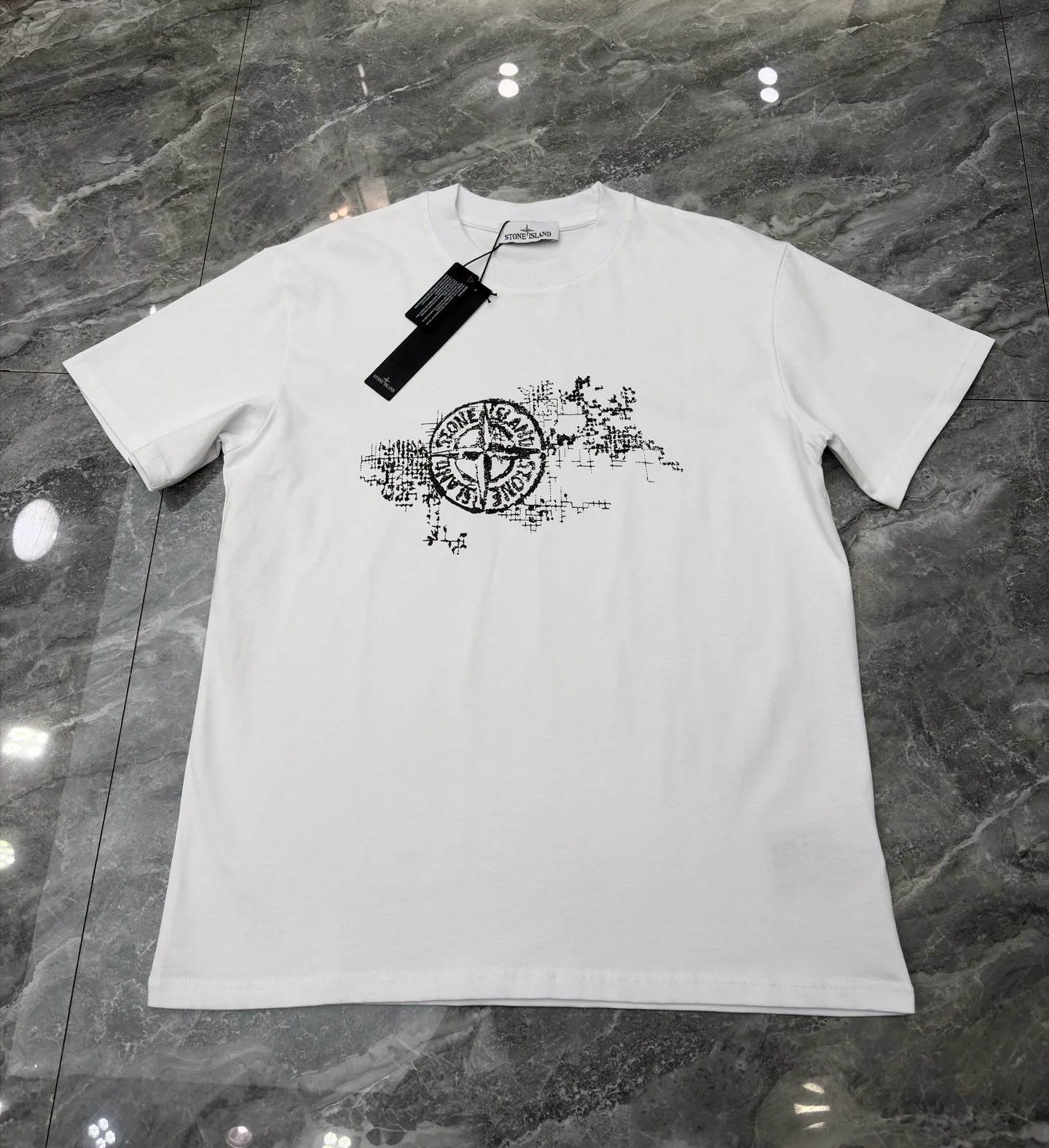 Футболки Женские Stone Island 11424385