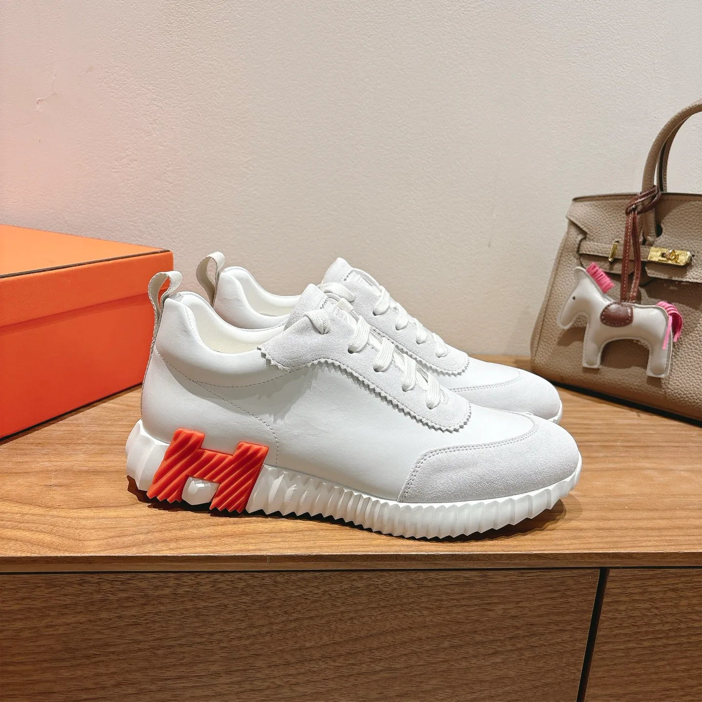 Кроссовки Женские Hermes 9915039
