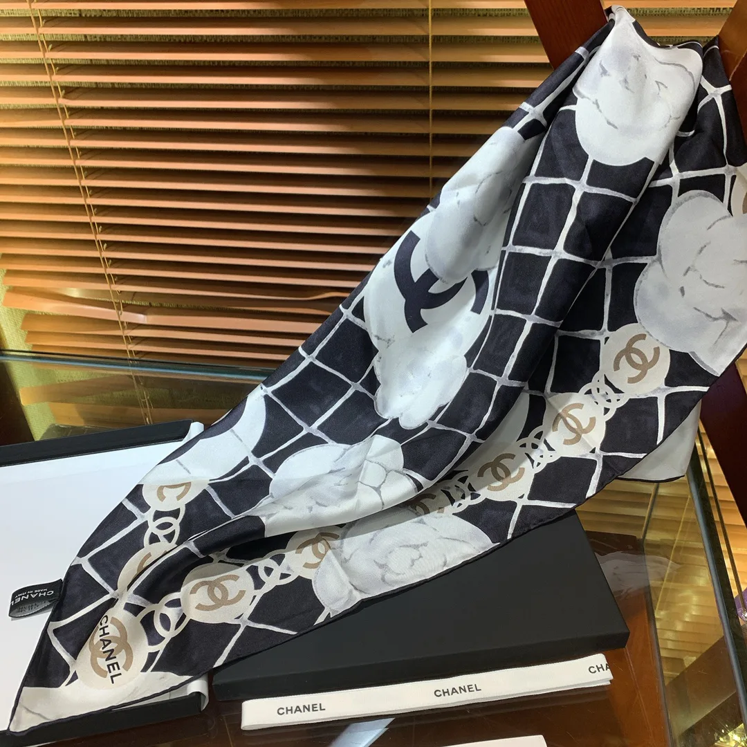 Платки Chanel 11561077