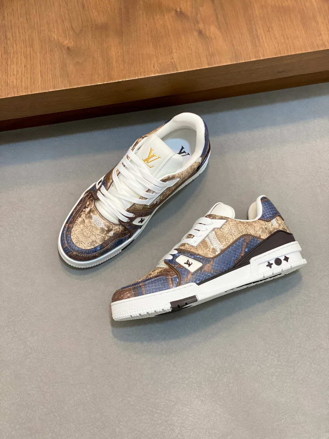 Кроссовки Мужские Louis Vuitton 162974