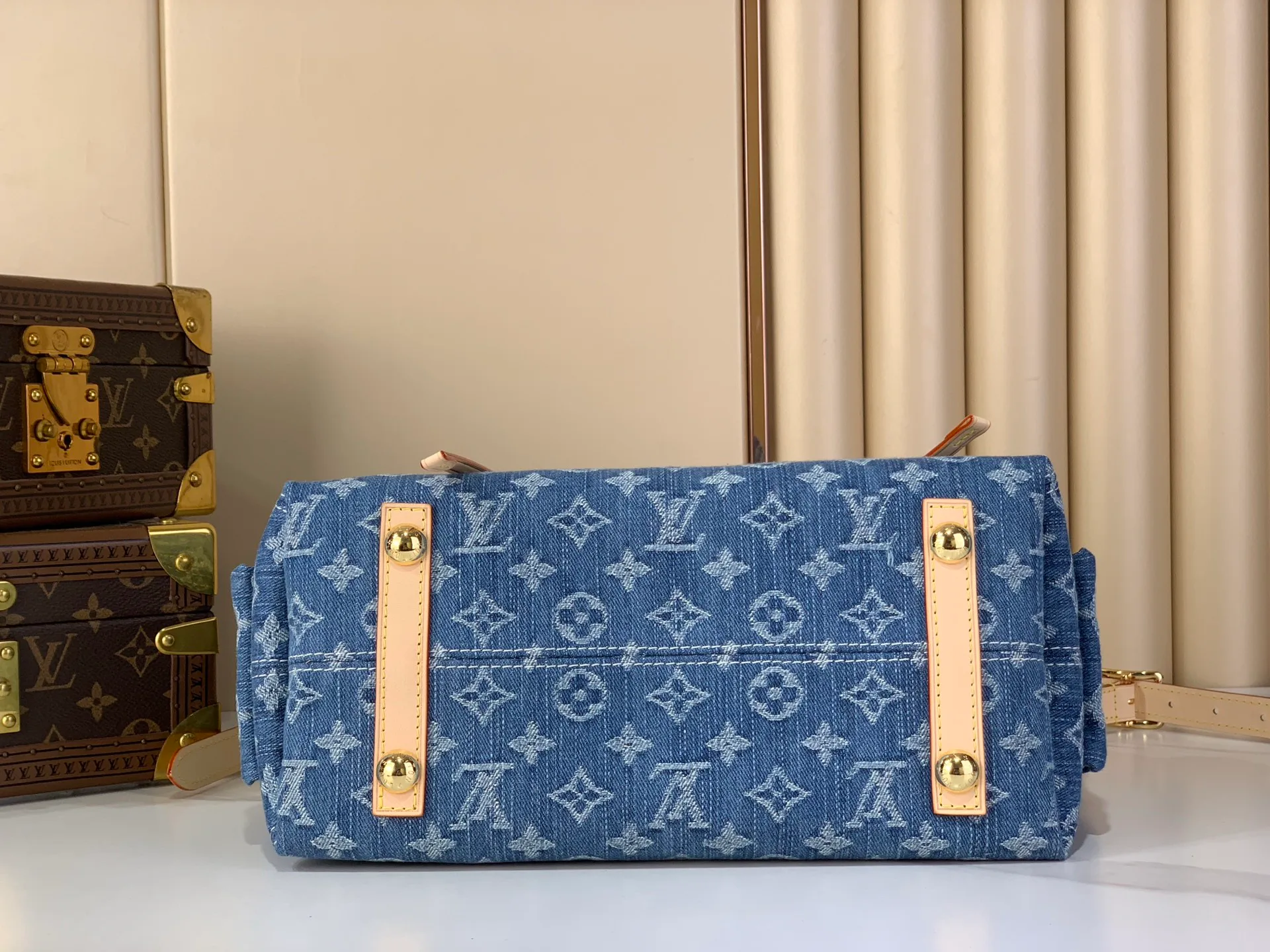 Сумки На Ремне Женские Louis Vuitton 11727936