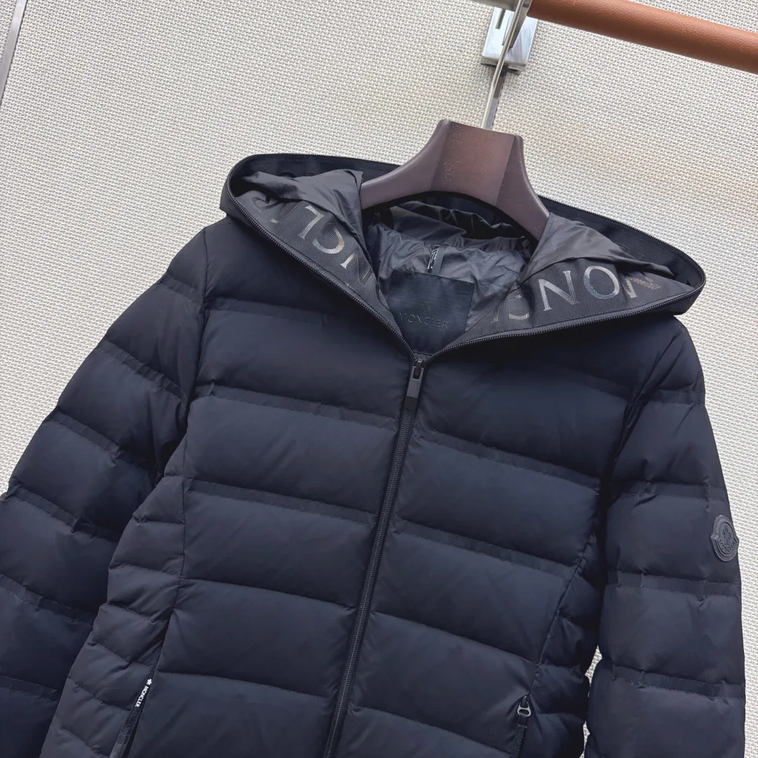 Куртки И Пуховики Женские Moncler 18501889