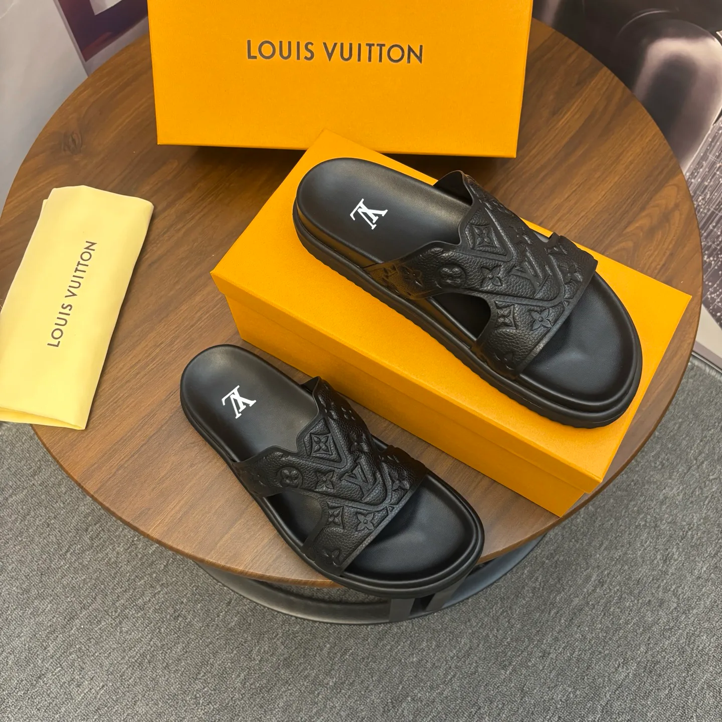 Туфли Женские Louis Vuitton 10611156