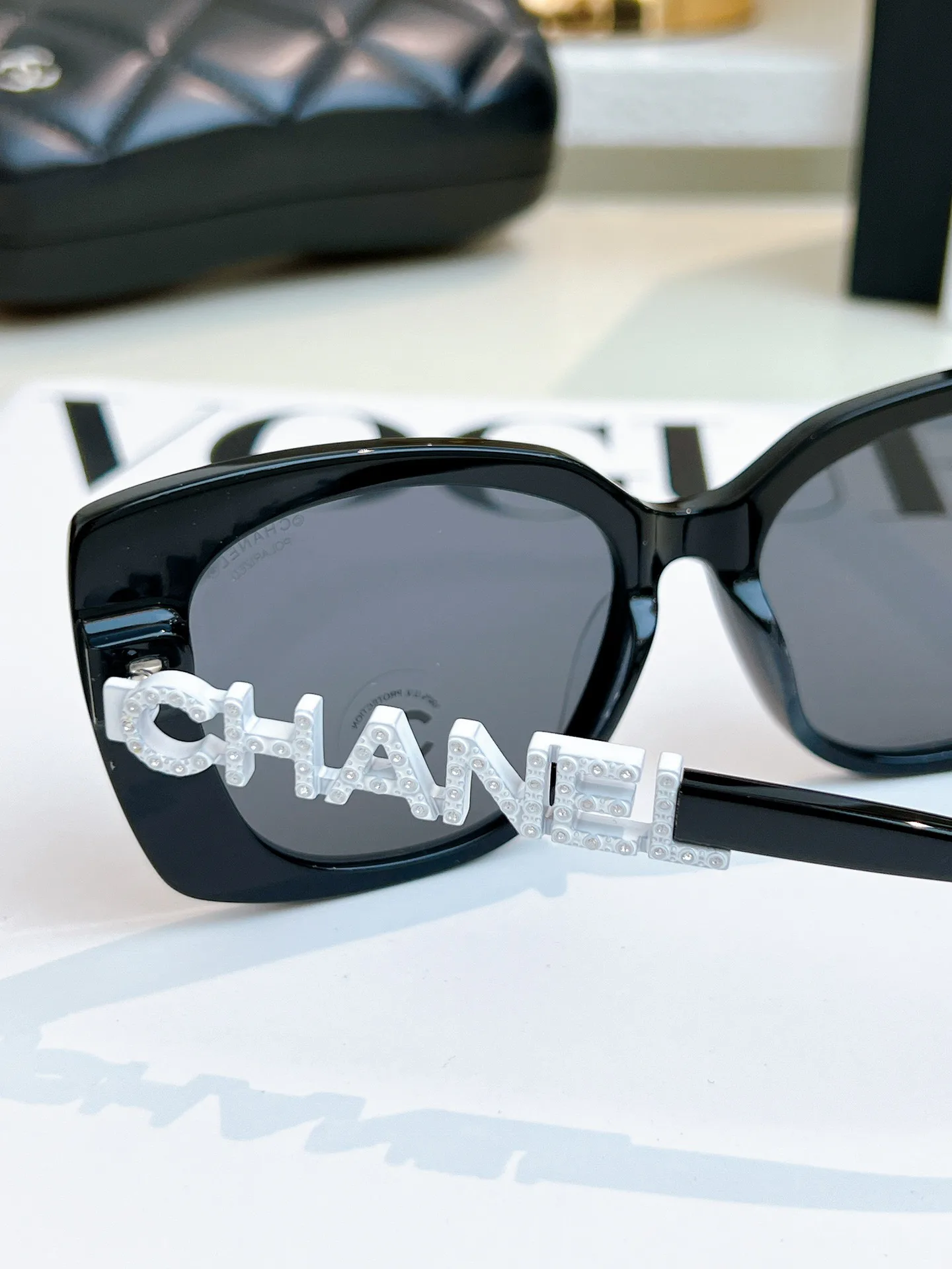 Очки Chanel 17366521