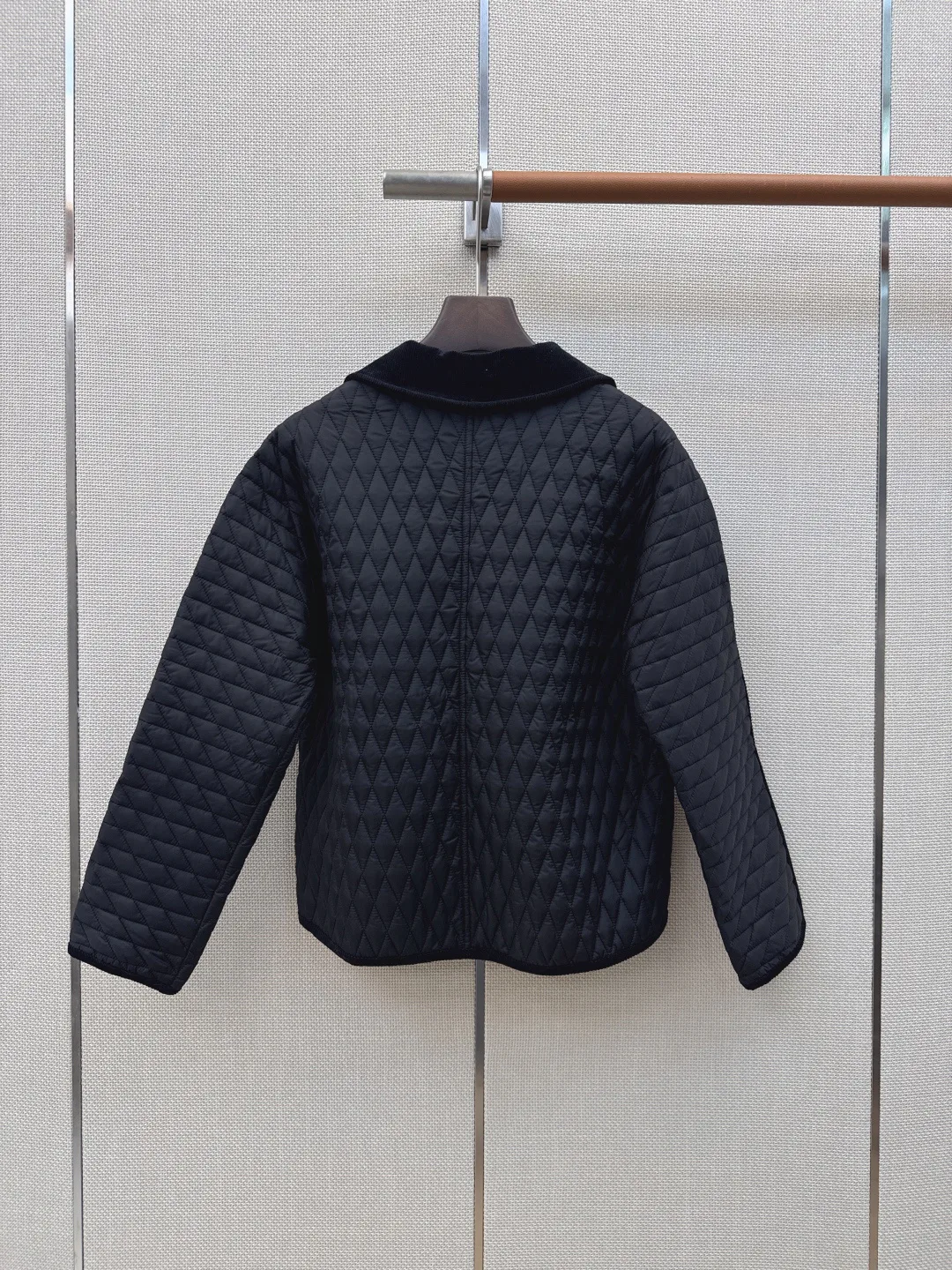 Куртки И Пуховики Женские Burberry 18225621