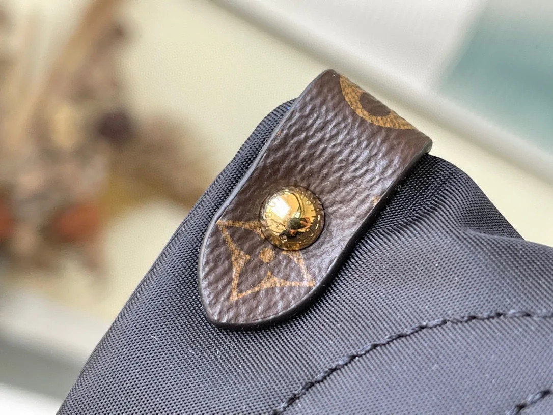 Классические Сумки Женские Louis Vuitton 11485338