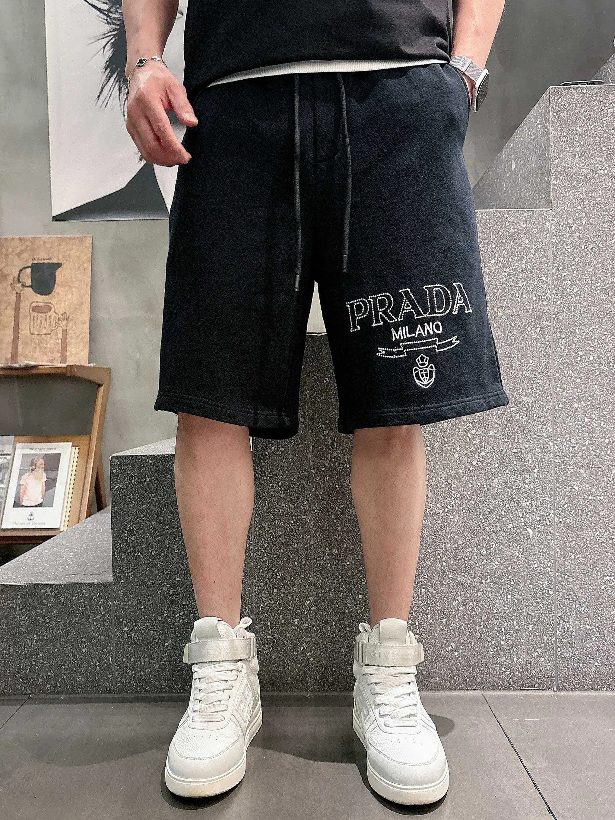 Шорты Мужские Prada 17468338