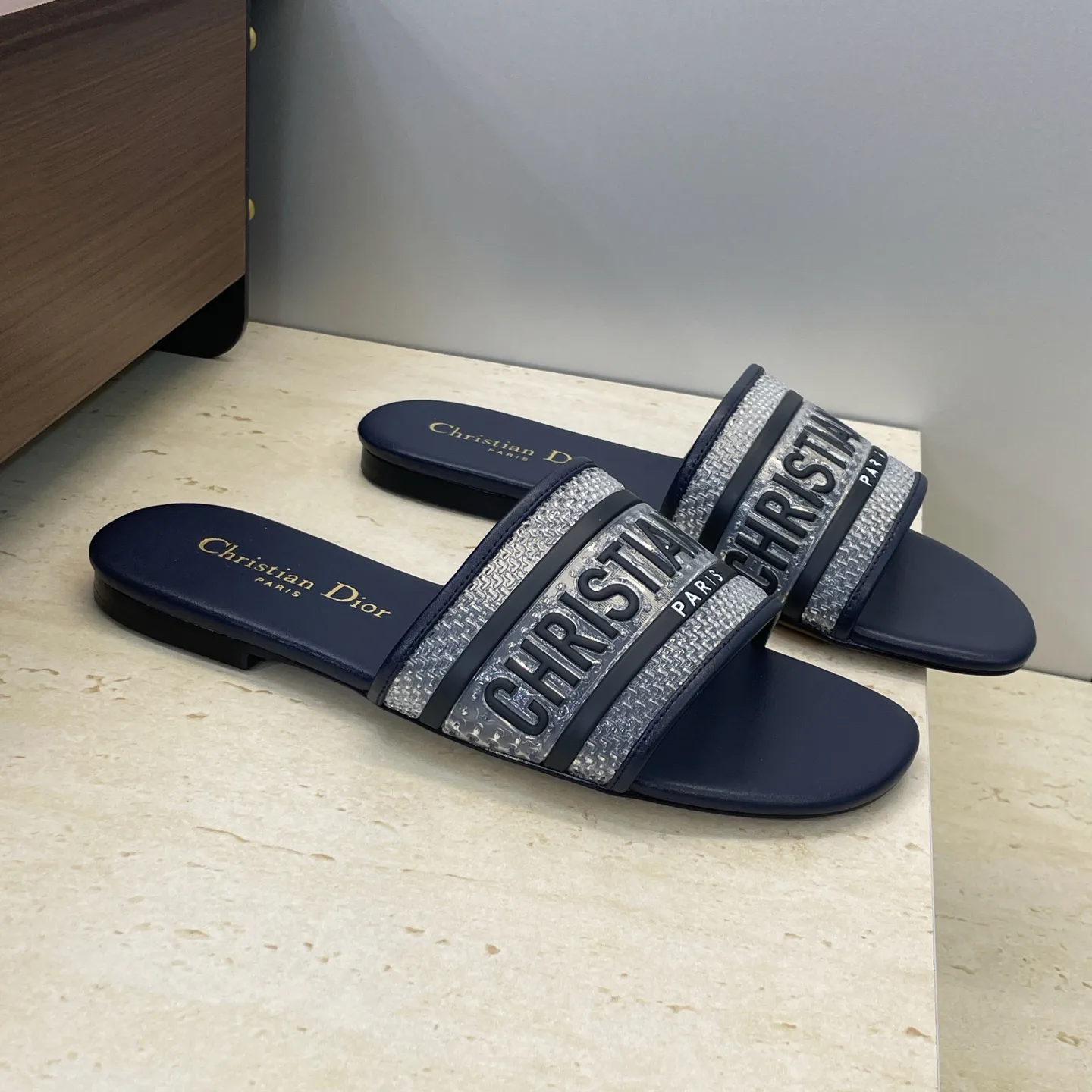 Шлепанцы Женские Christian Dior 950030