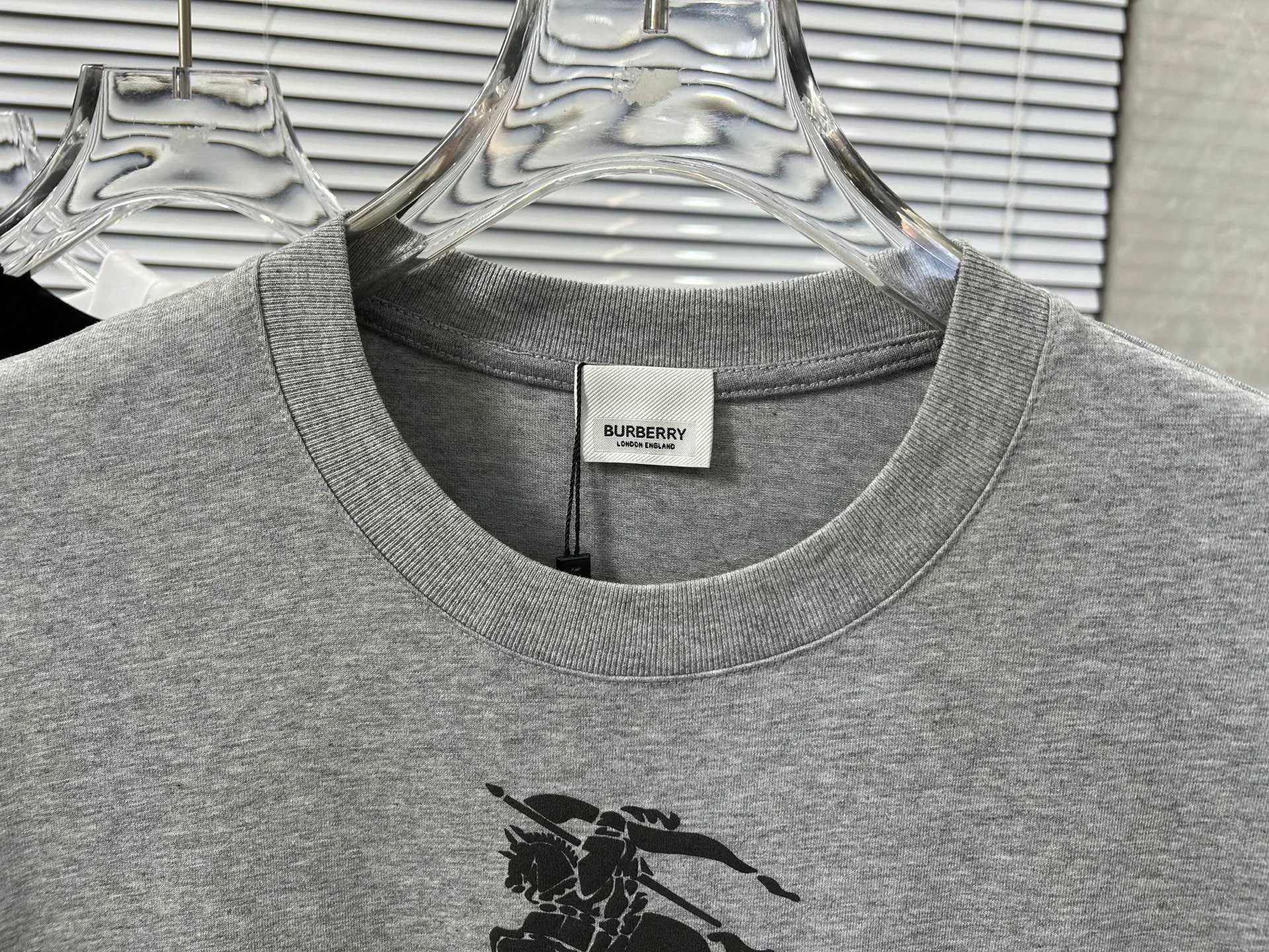 Футболки Женские Burberry 22197