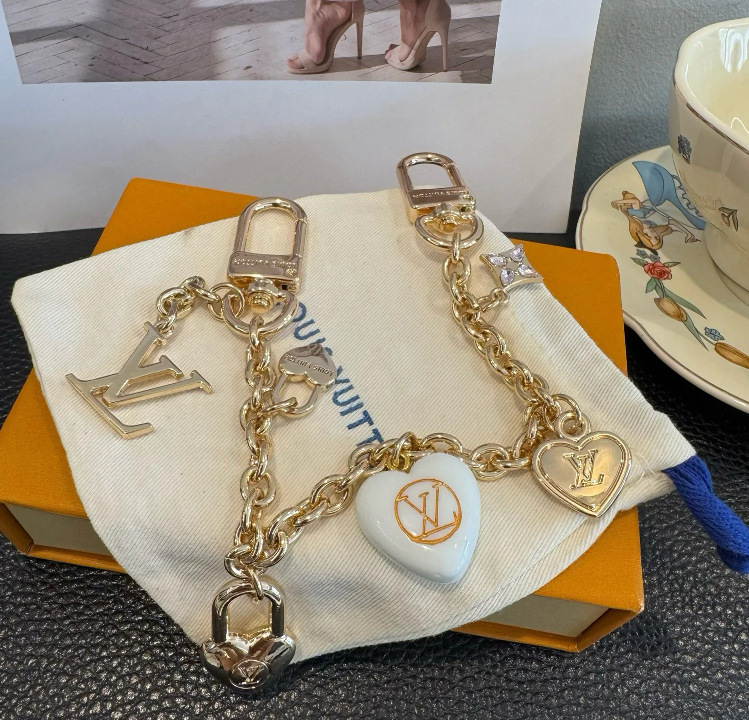 Ключницы Louis Vuitton 427530