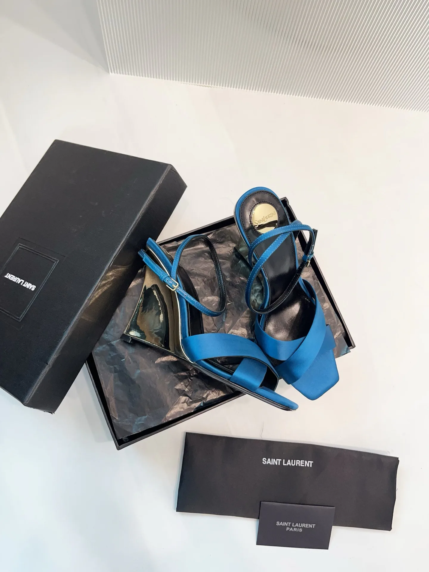 Босоножки Женские Saint Laurent 11278439