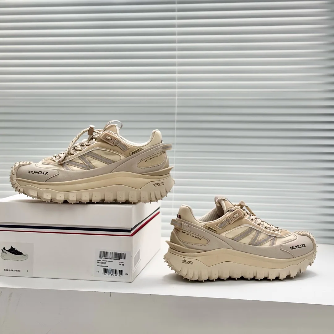 Кроссовки Женские Moncler 2049