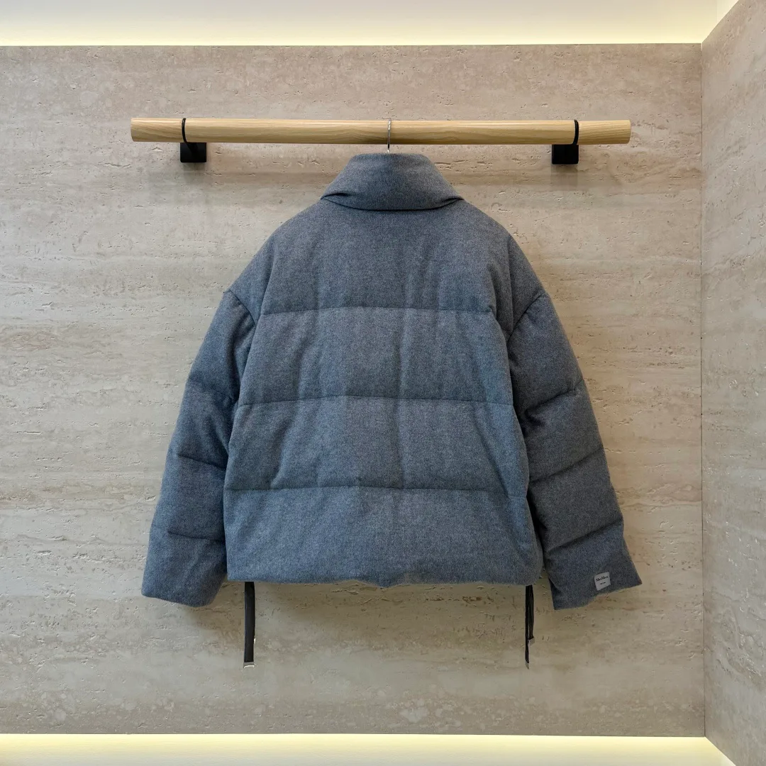 Куртки И Пуховики Женские Max Mara 18379602