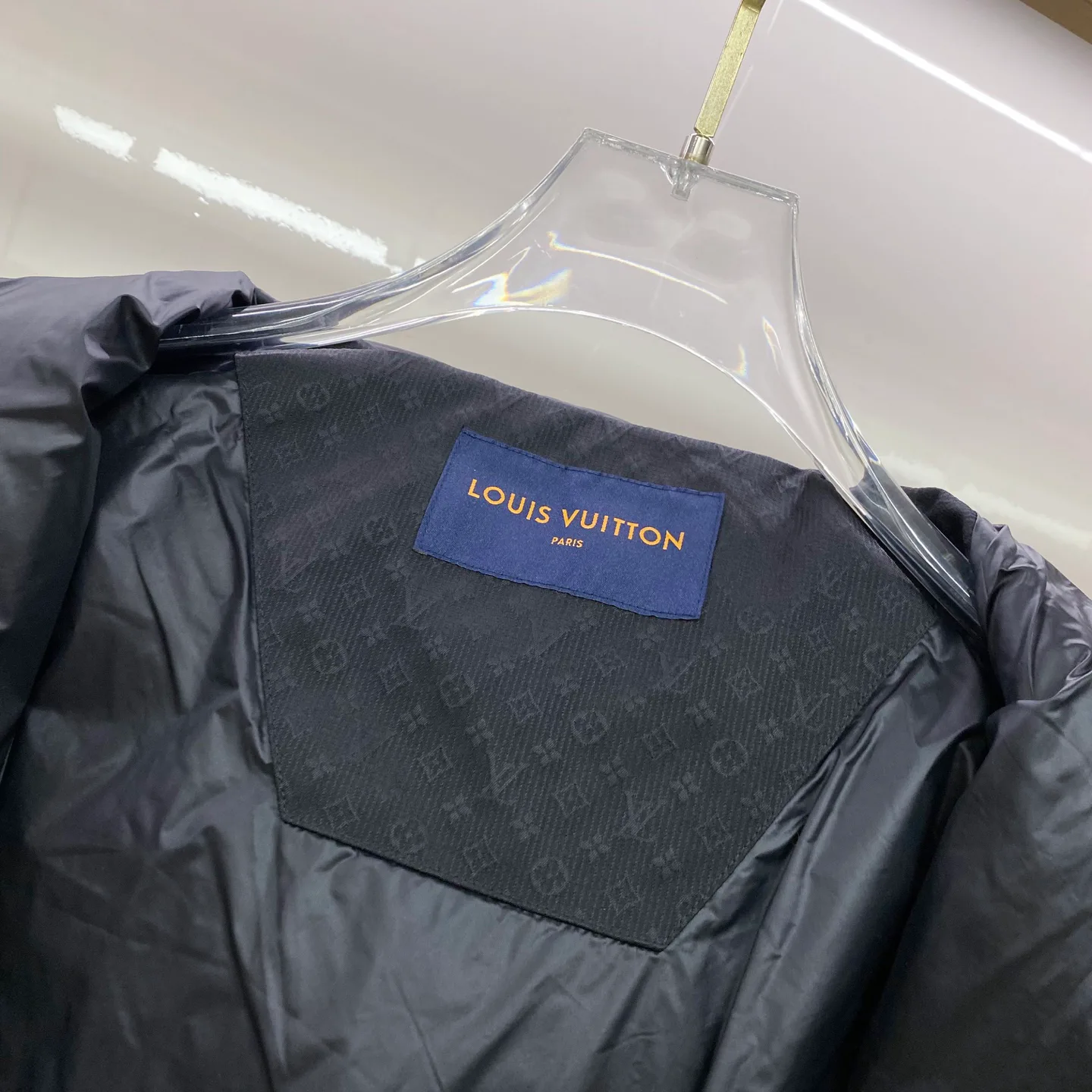 Куртки И Пуховики Мужские Louis Vuitton 1129751