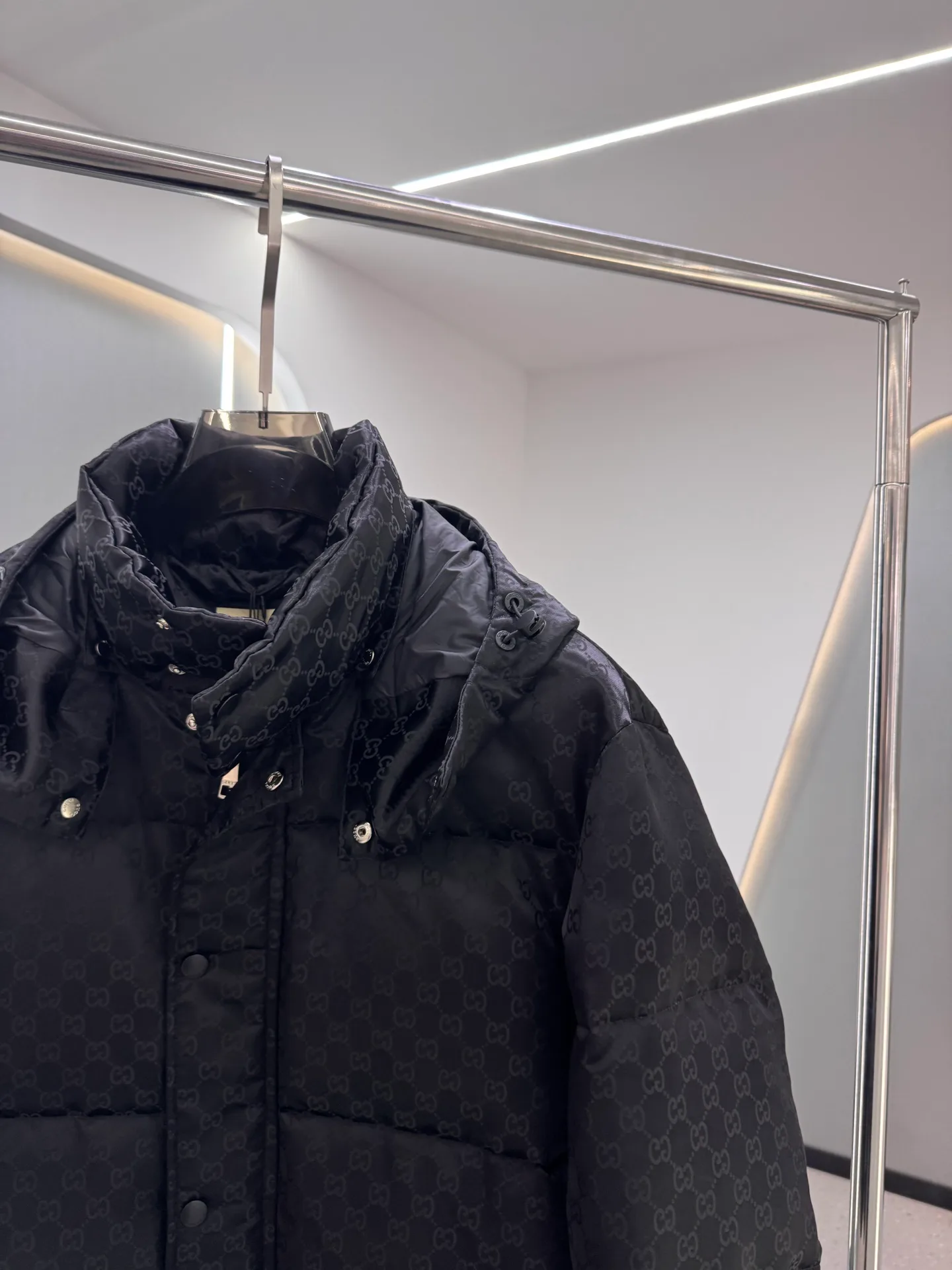 Куртки И Пуховики Мужские Gucci 342700