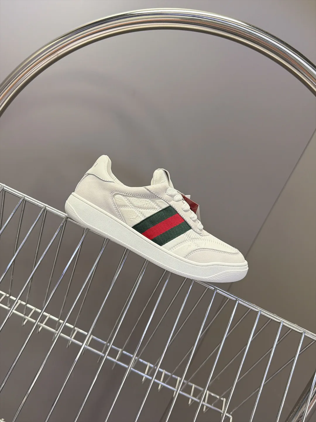 Кроссовки Женские Gucci 18005190