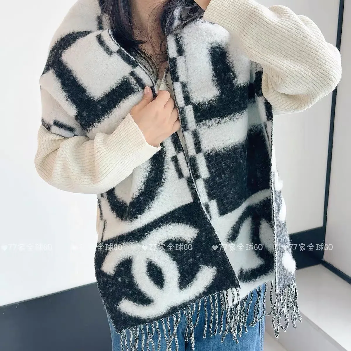 Шарфы Chanel 18322567