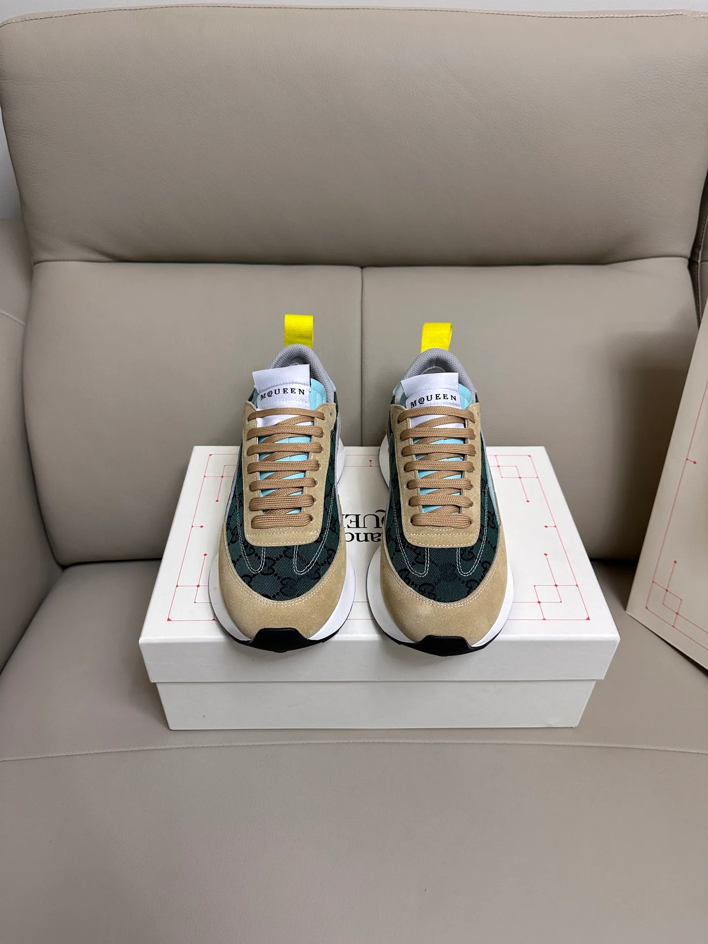 Кроссовки Женские Alexander Mcqueen 18616738