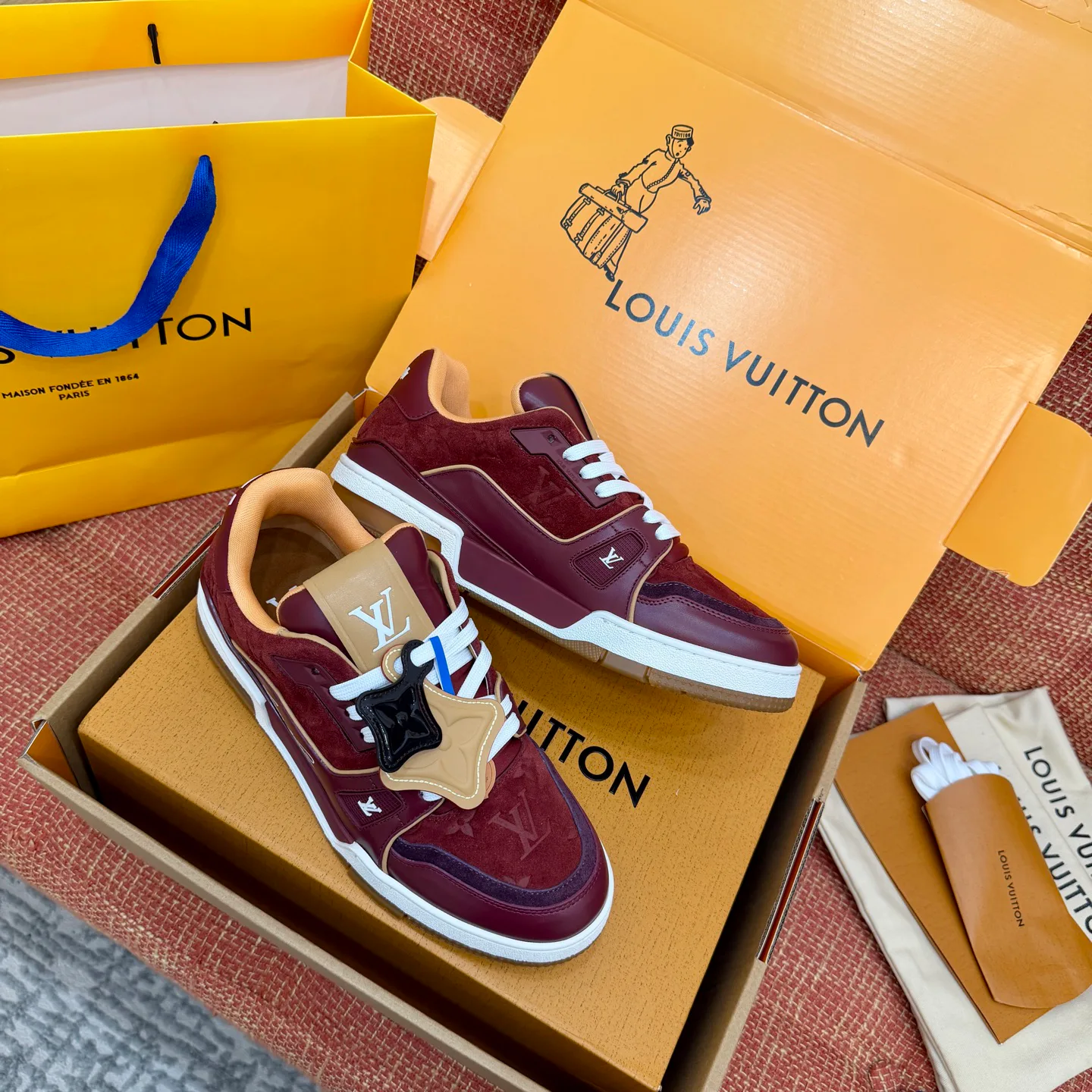 Кроссовки Женские Louis Vuitton 18765485