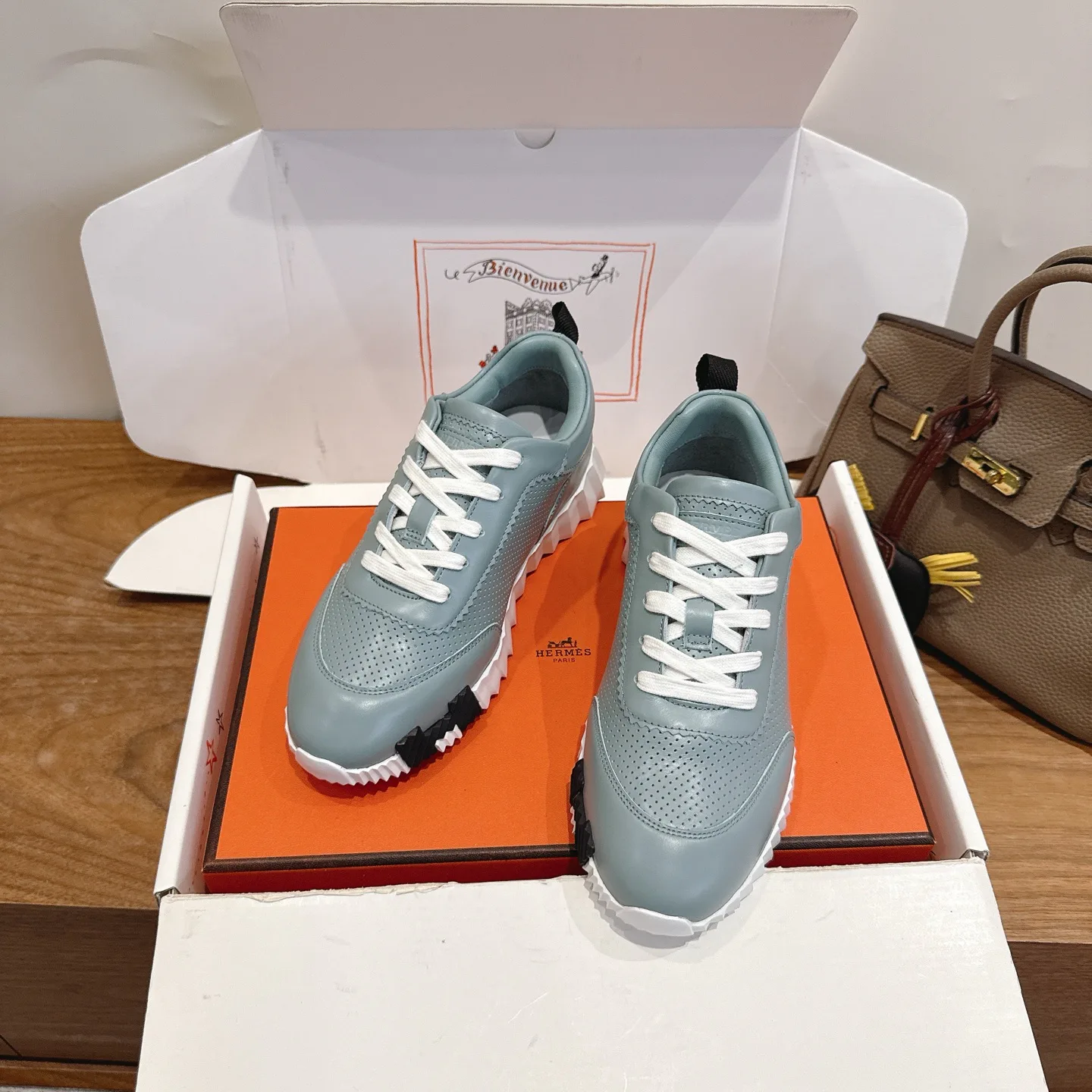 Кроссовки Женские Hermes 17414537