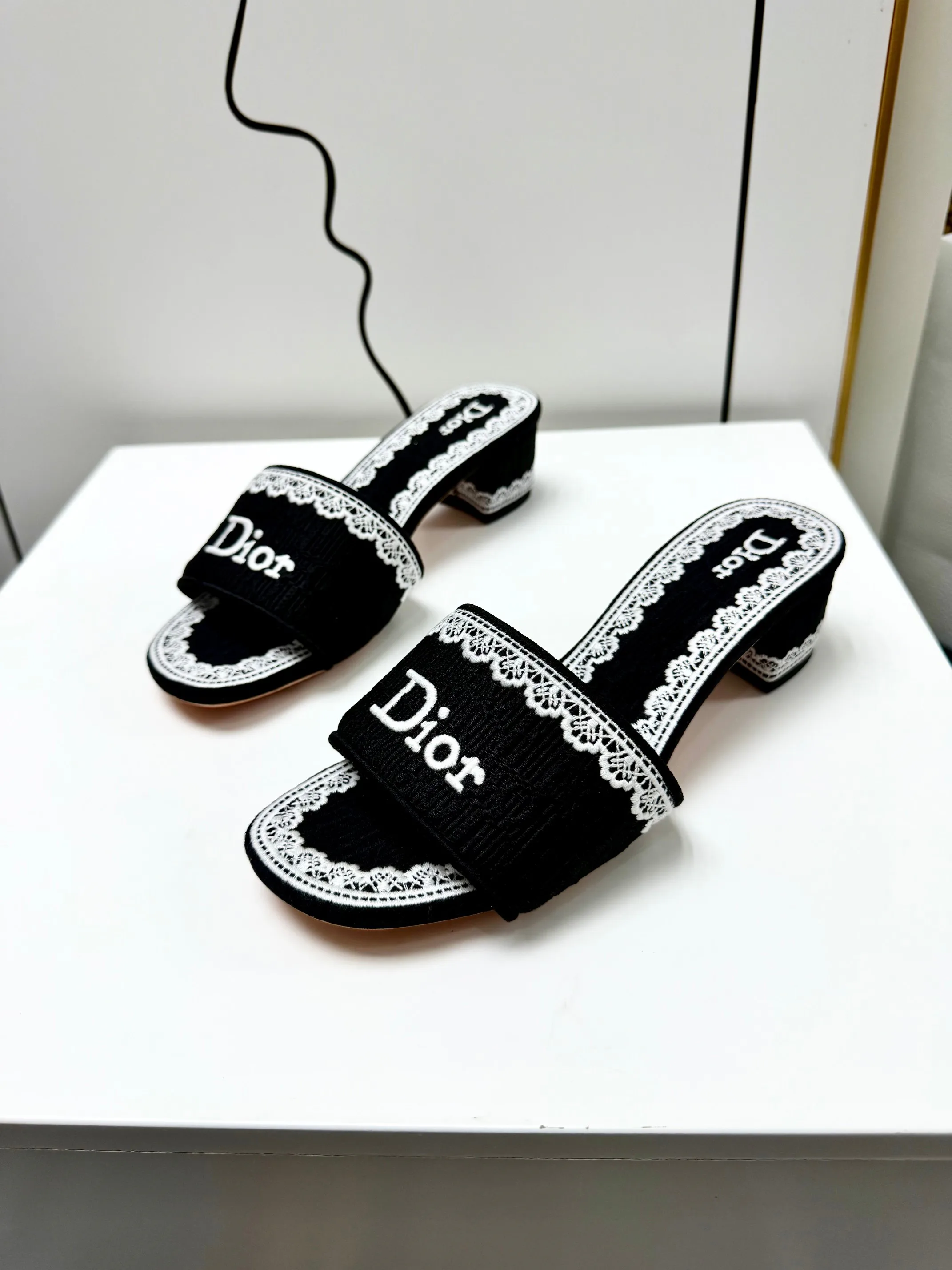 Туфли Женские Christian Dior 12879988