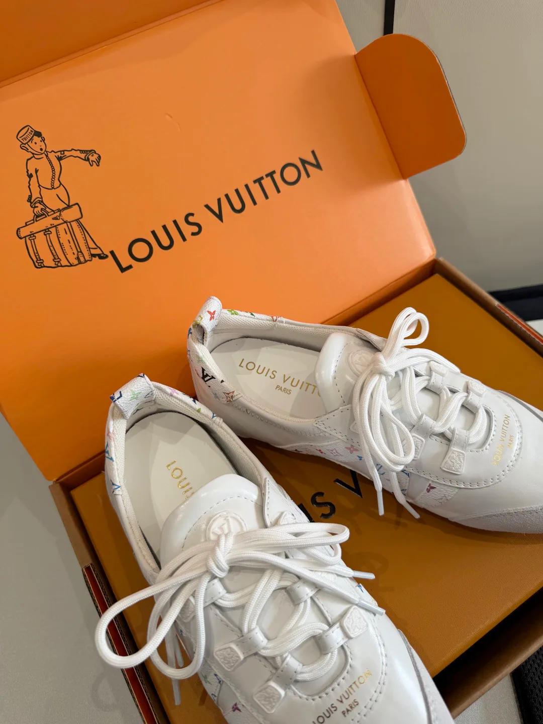 Кроссовки Женские Louis Vuitton 1450959
