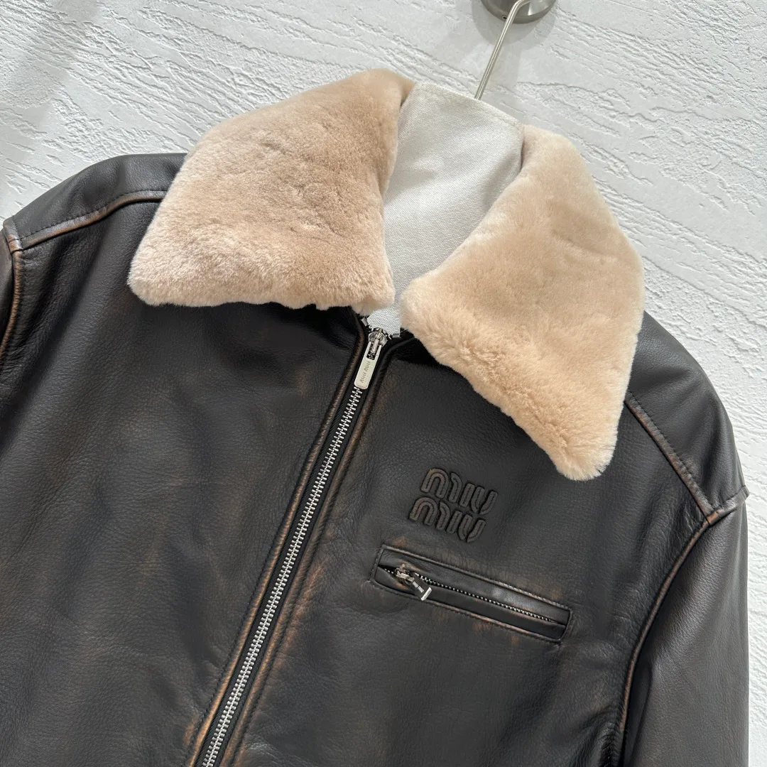 Кожаные Куртки И Дублёнки Женские Miu Miu 853659