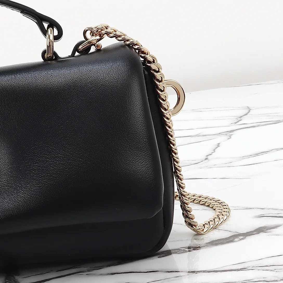 Классические Сумки Женские Gucci 18210721