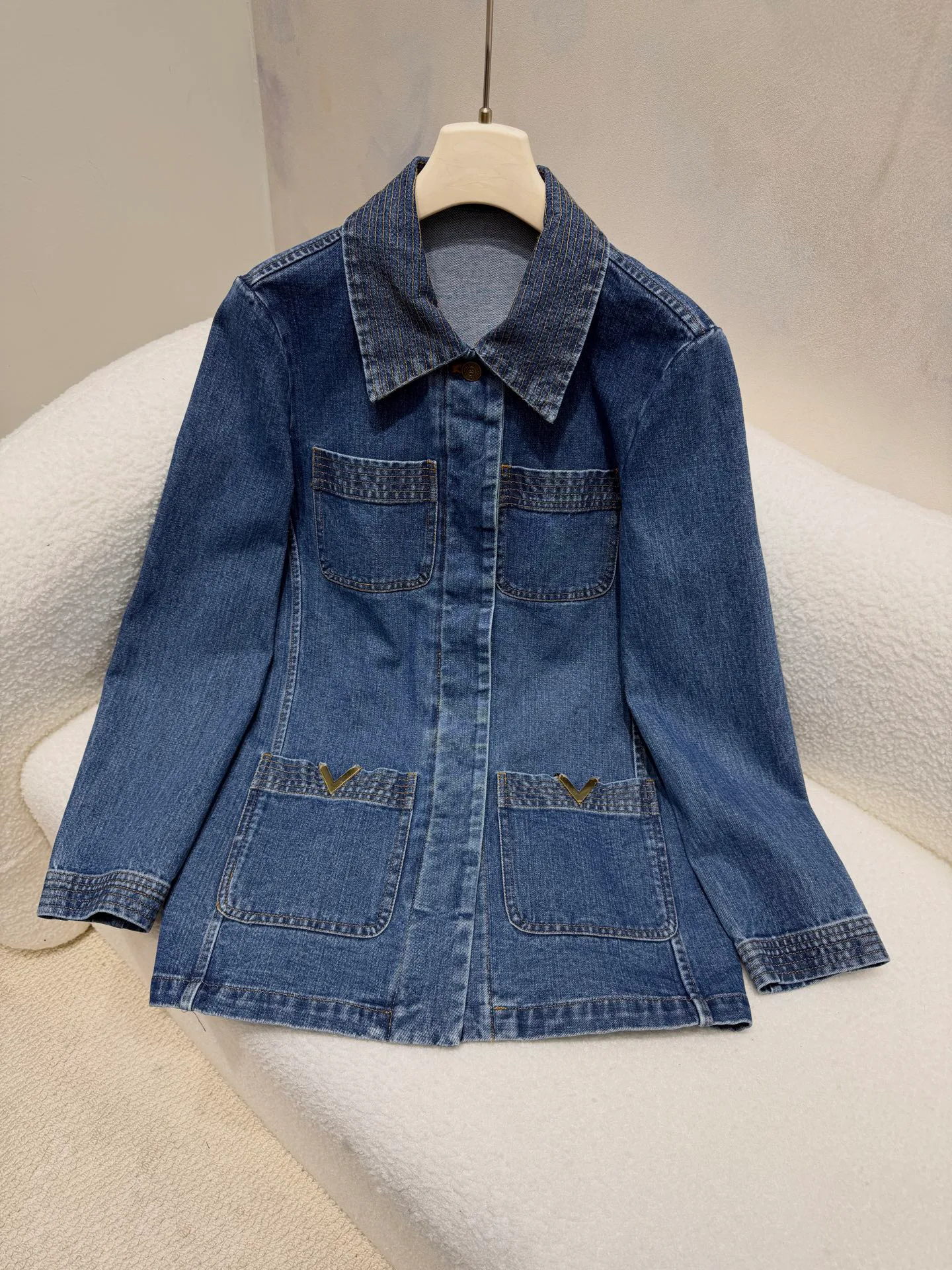 Жакеты Женские Vetements 12829594