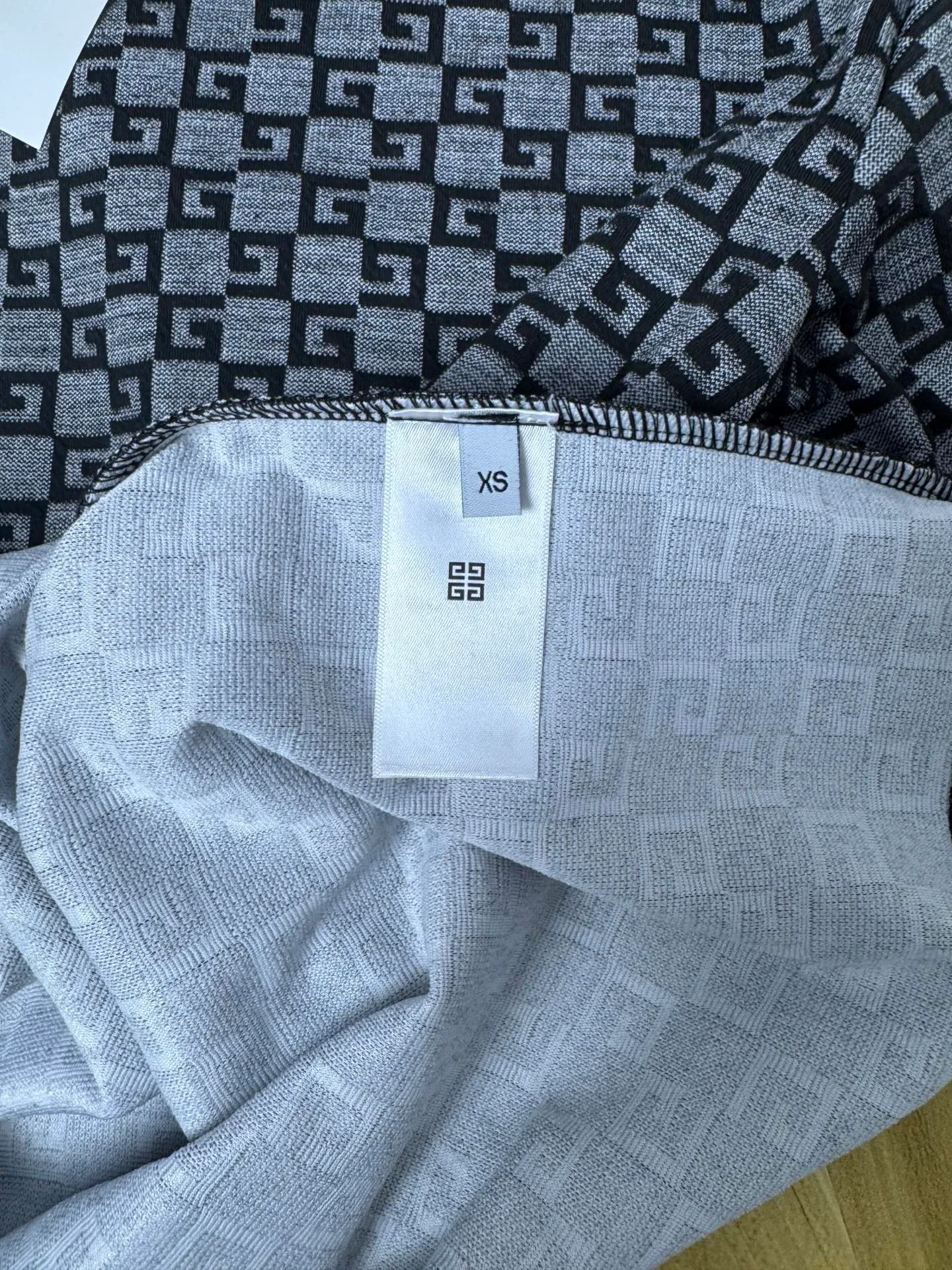 Футболки Женские Givenchy 11616004