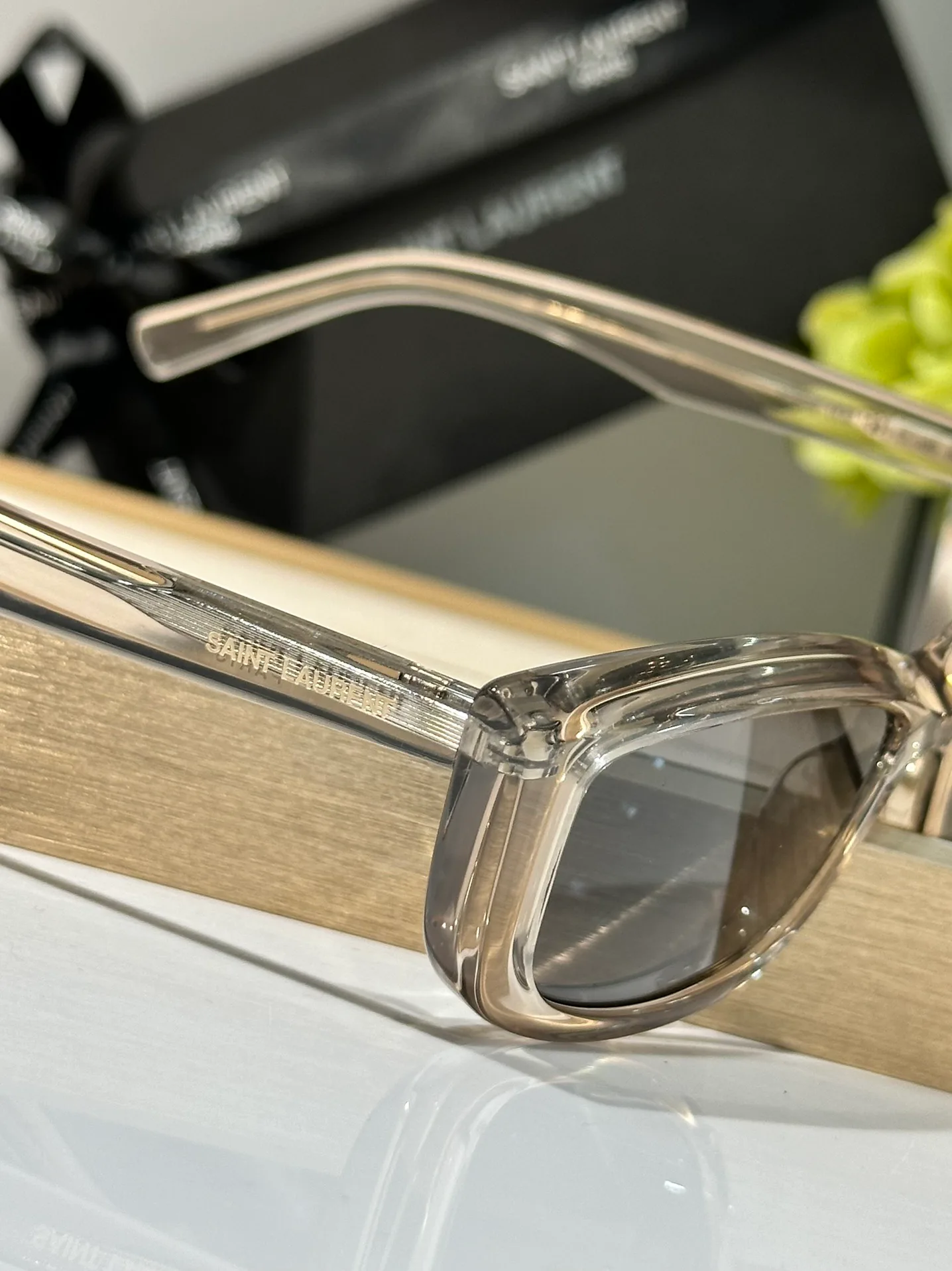 Очки Saint Laurent 18089