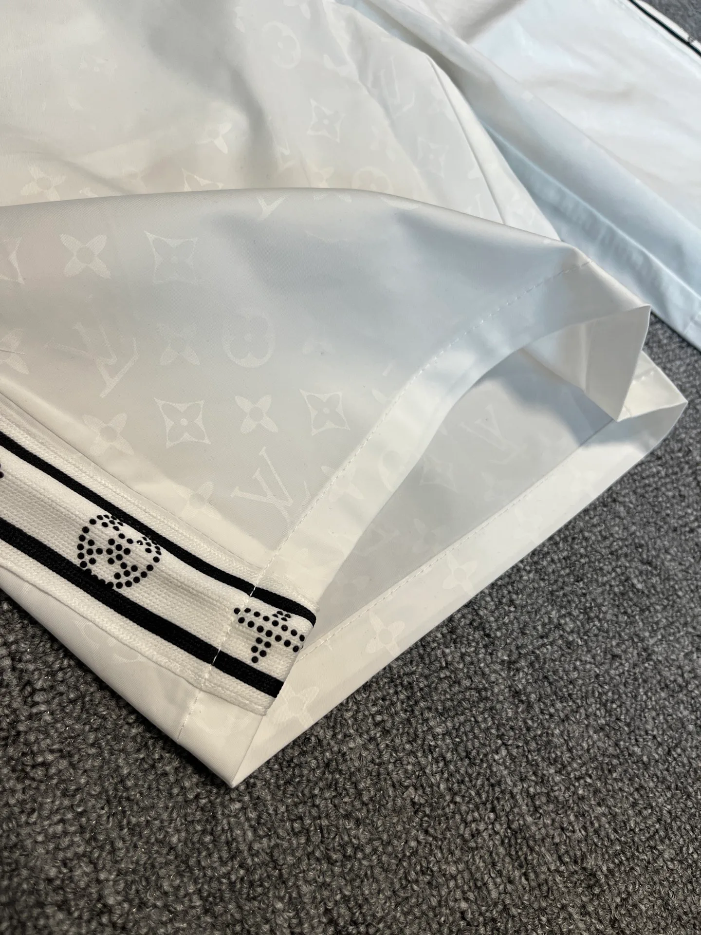 Шорты Мужские Louis Vuitton 12640983