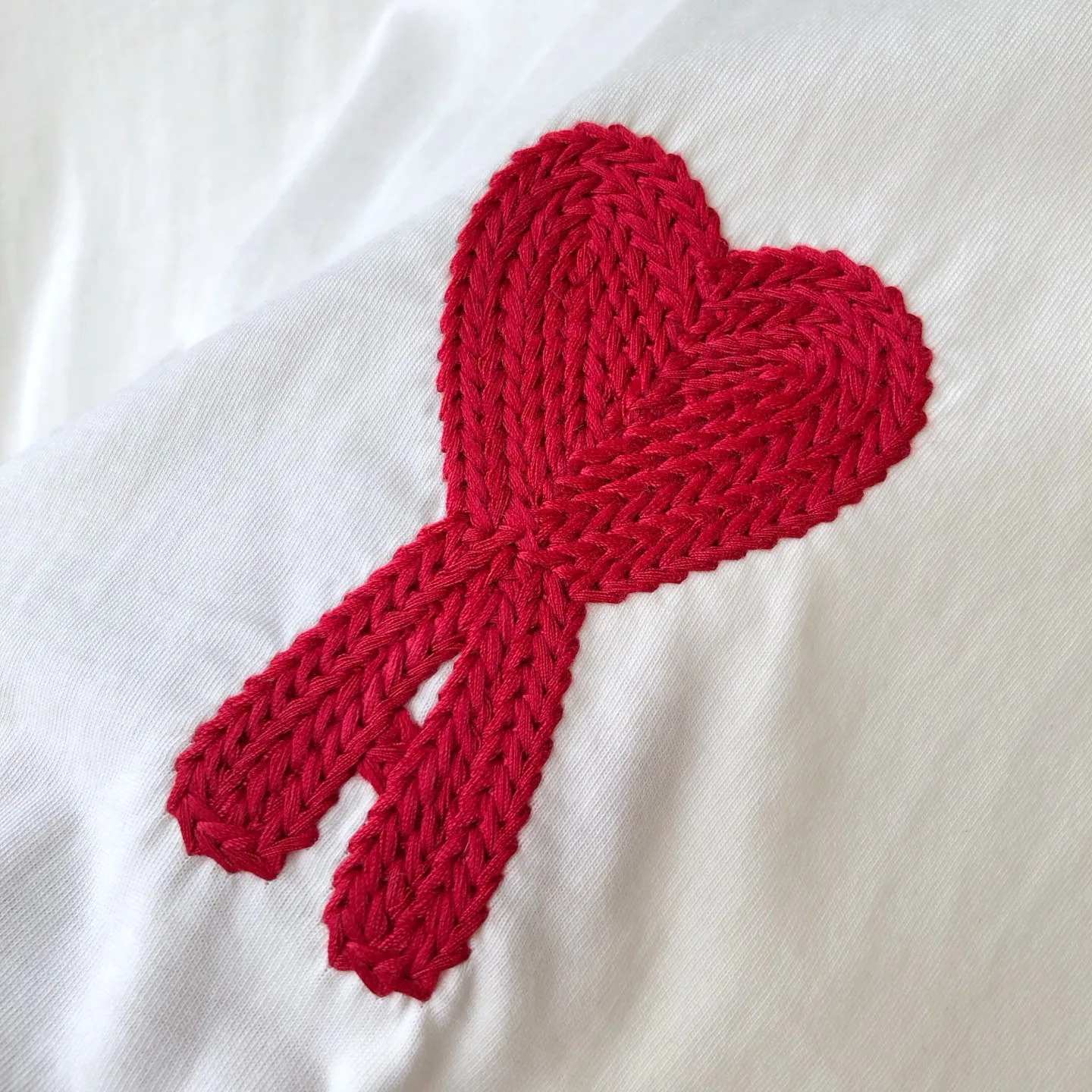 Футболки Женские Ami Paris 11248