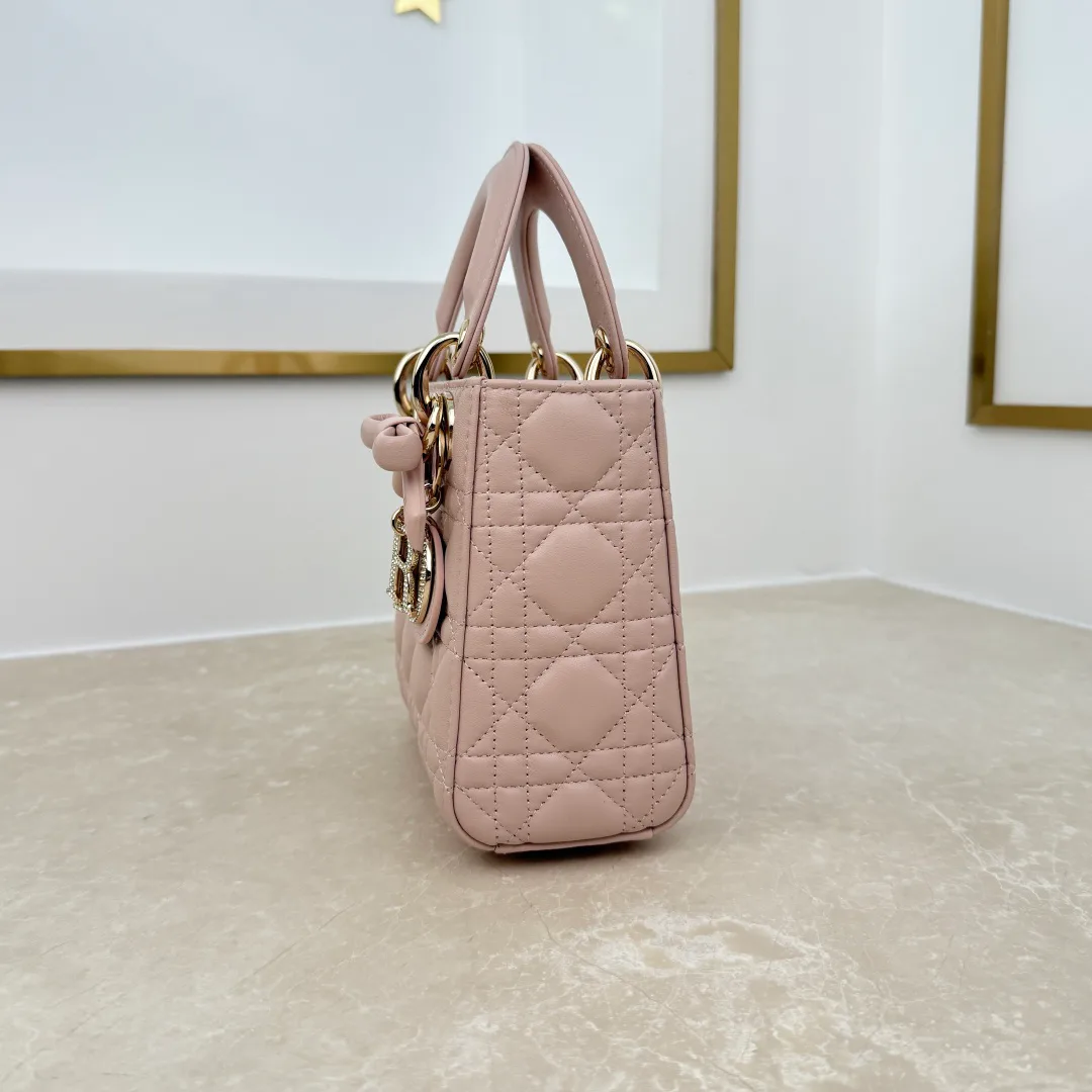 Классические Сумки Женские Christian Dior 18116218