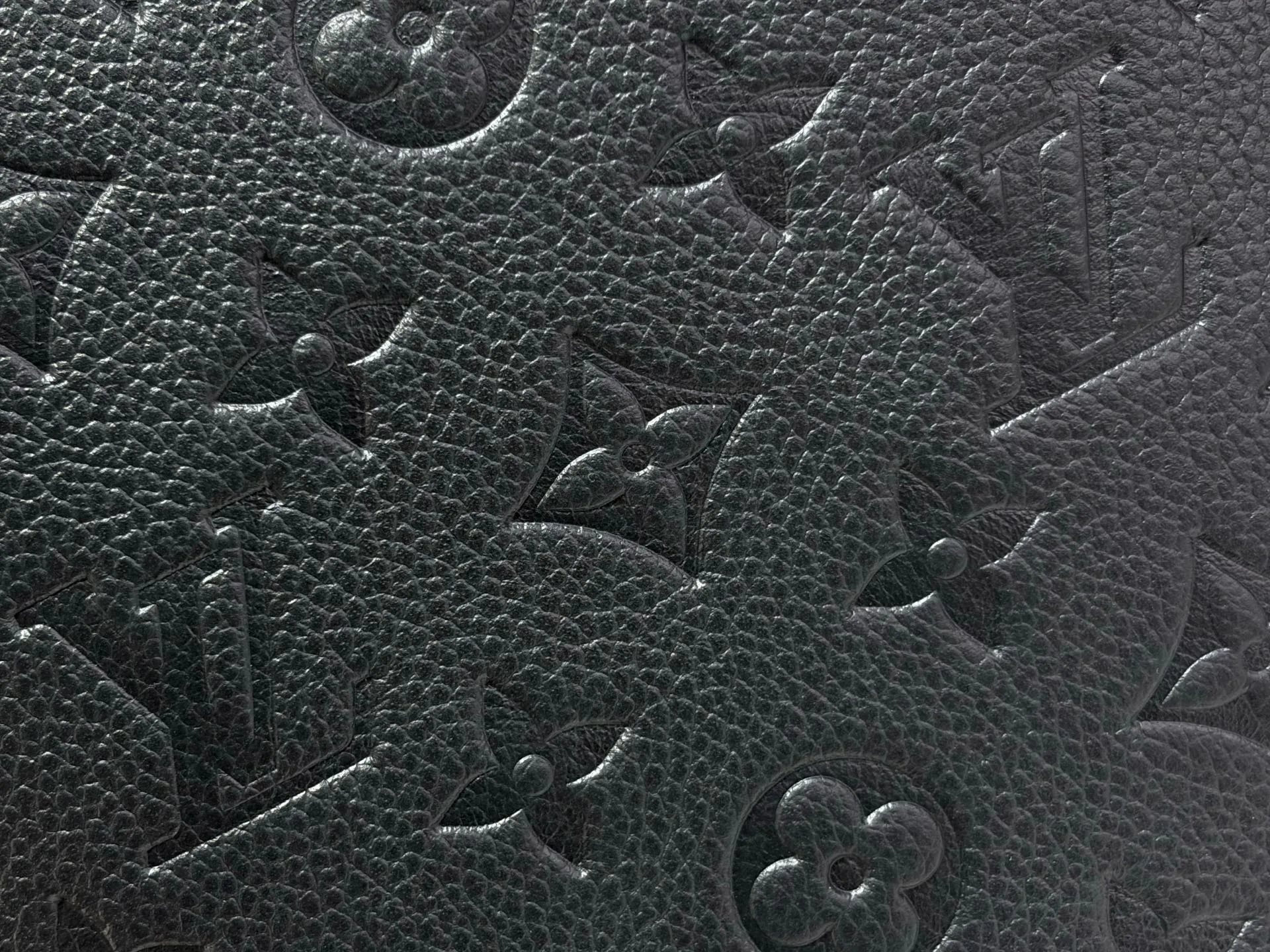 Классические Сумки Женские Louis Vuitton 17499364