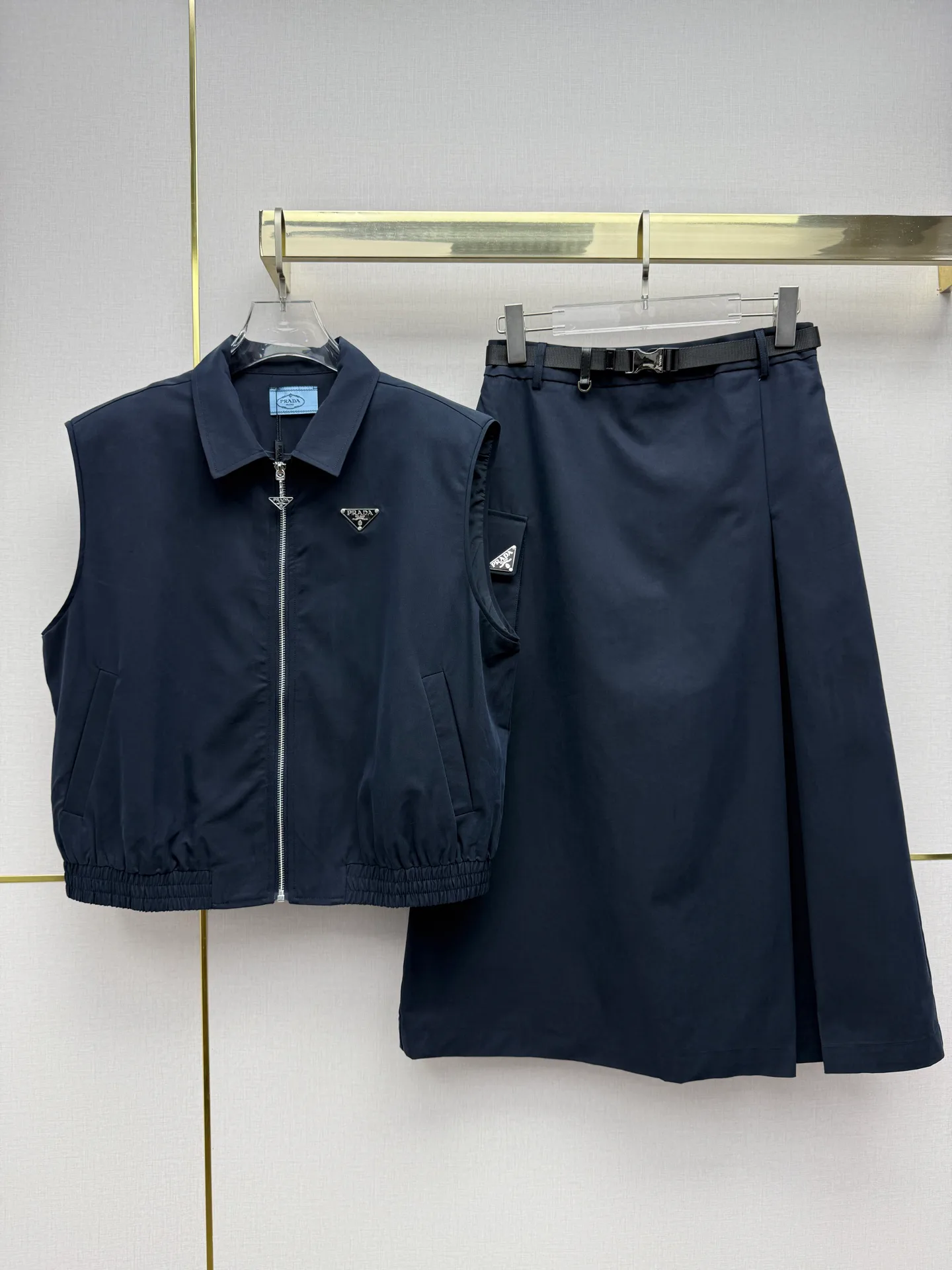 Костюмы Женские Prada 9882453