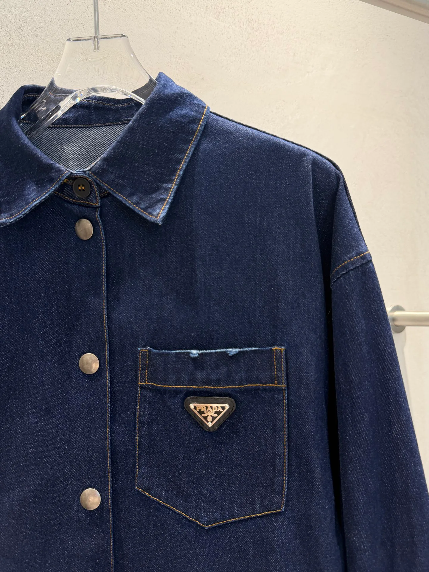 Куртки И Пуховики Женские Prada 17938146