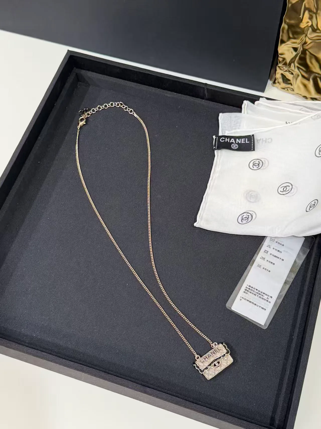 Бижутерия Chanel 18392783