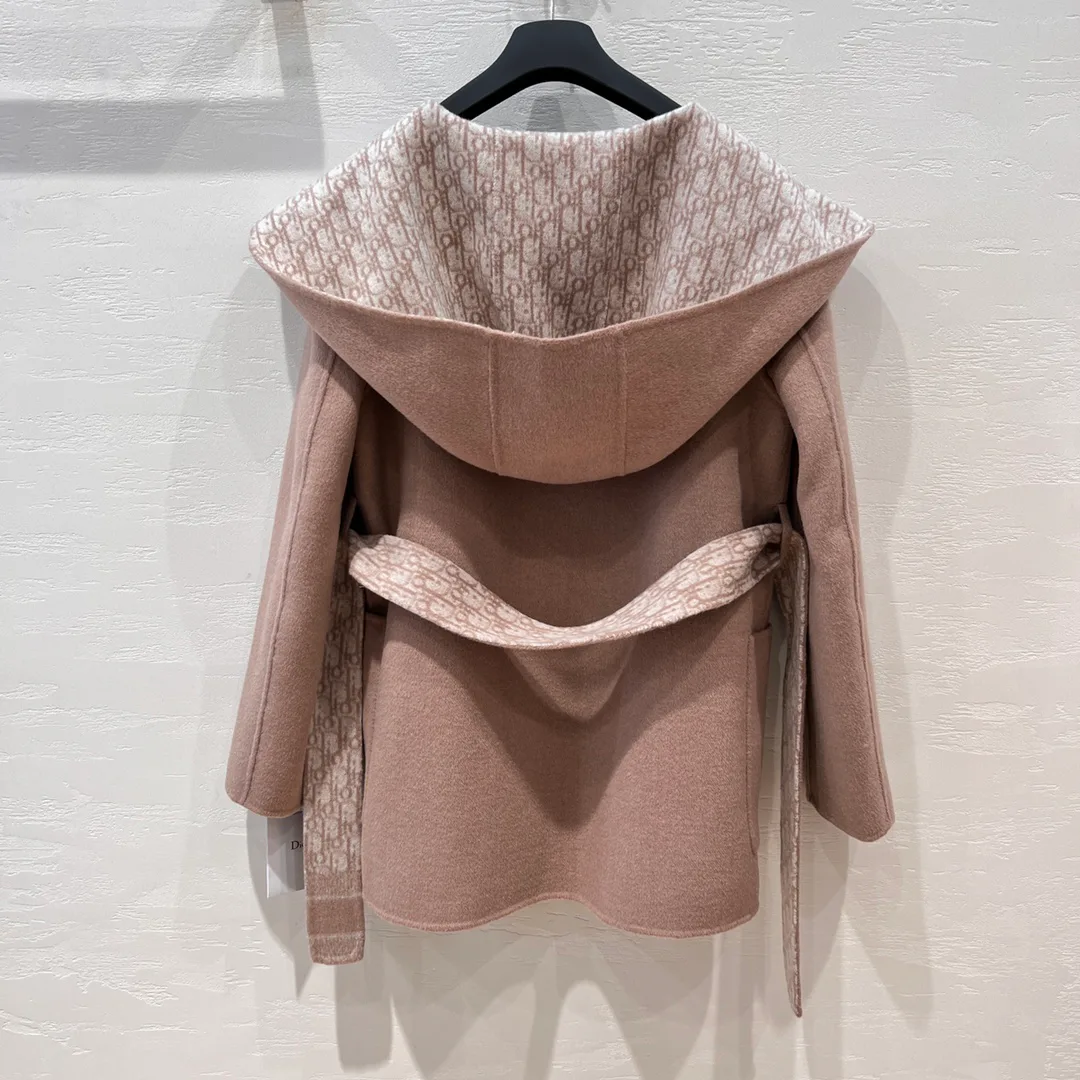 Пальто Женские Louis Vuitton 520786