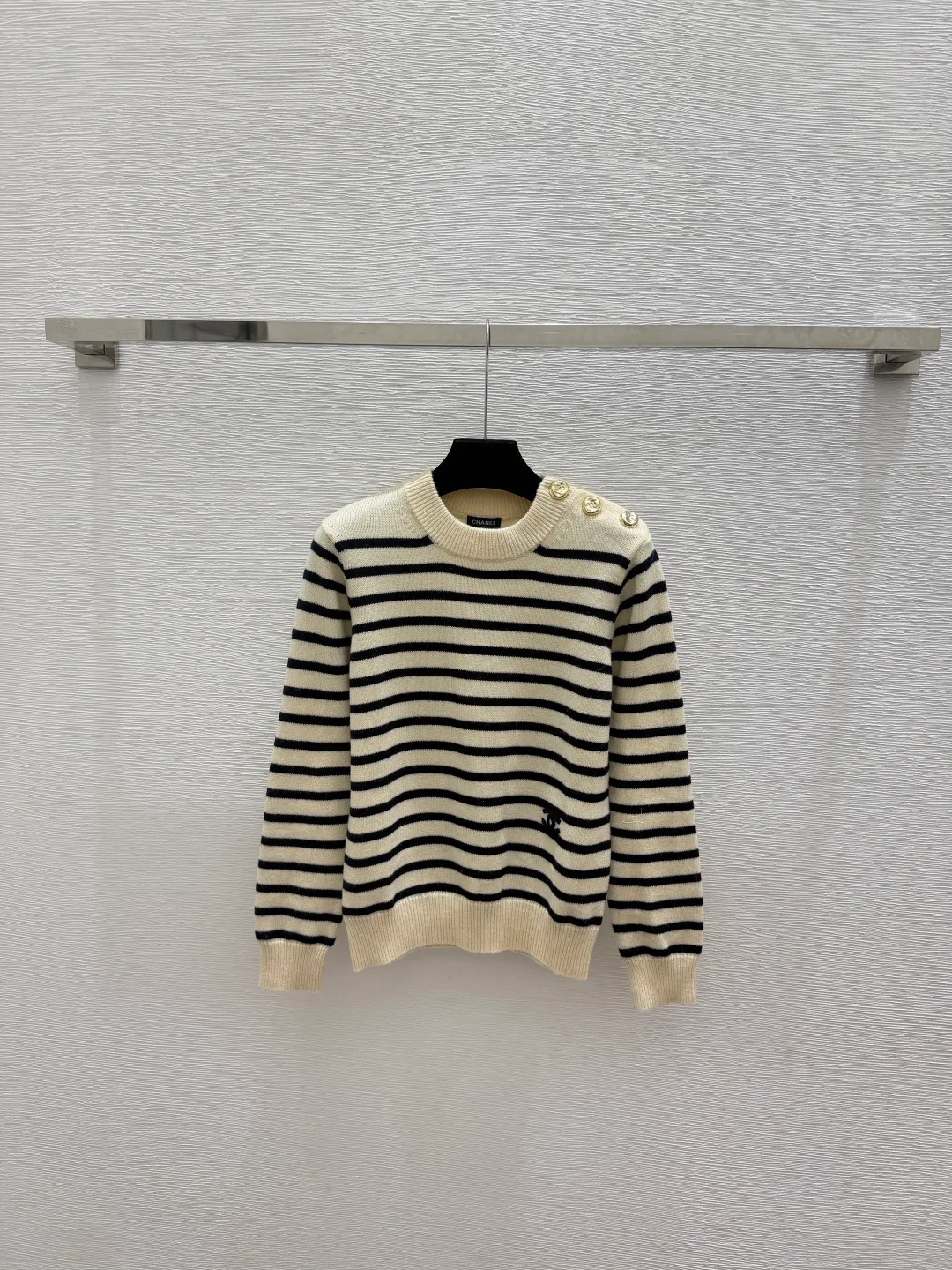 Джемперы И Свитеры Женские Chanel 17696385