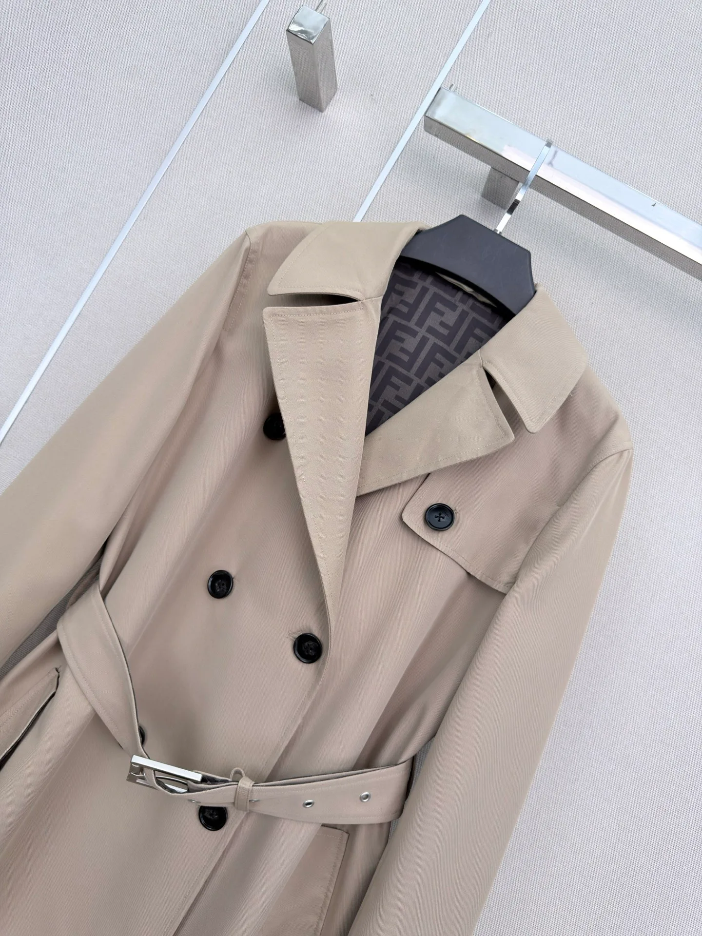 Тренчи Женские Fendi 18963147