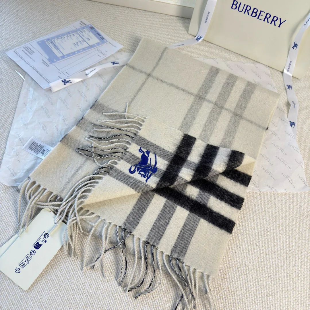 Шарфы Burberry 1116088